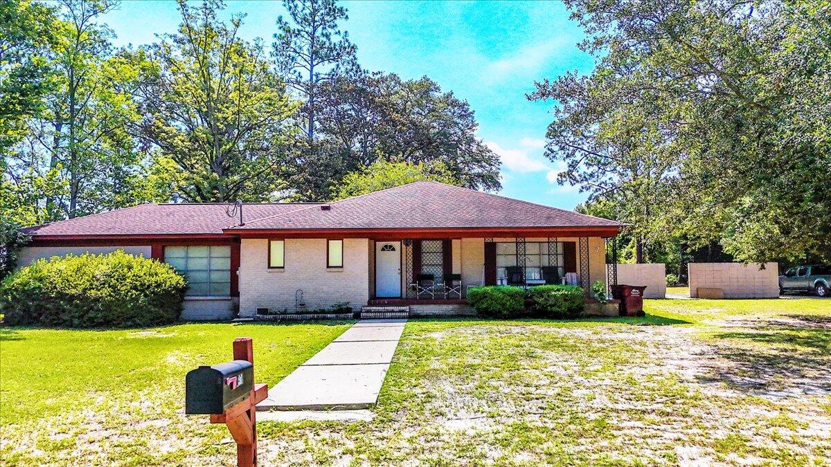 MOTIVATED SELLERS- MAKE OFFER! This charming property is situated on a generous .6-acre lot and PLENTY of room for a pool, offering ample space and privacy. The highlight of this home is the expansive backyard, perfect for outdoor activities and relaxation. With a separate parking area, convenience and functionality are at the forefront.The fenced yard adds an extra layer of security and includes a separate enclosure for animals or children (kidding), ensuring a safe and enjoyable environment for all. The possibilities are endless with this property, as it presents an excellent opportunity for income generation or the creation of a mother-in-law suite with separate living quarters including a kitchen and external door for AIRB&B possibilities. The addition of a bathroom is a straightforward task, as plumbing already exists in the designated location. The rooms throughout the house are spacious, awaiting your personal touch to bring out their full potential and make this home truly stunning.
Don't miss out on this unique property that offers both space and versatility. Schedule a viewing today and envision the endless possibilities that await you at 141 Woodlawn Dr. in Crestview, FL.
