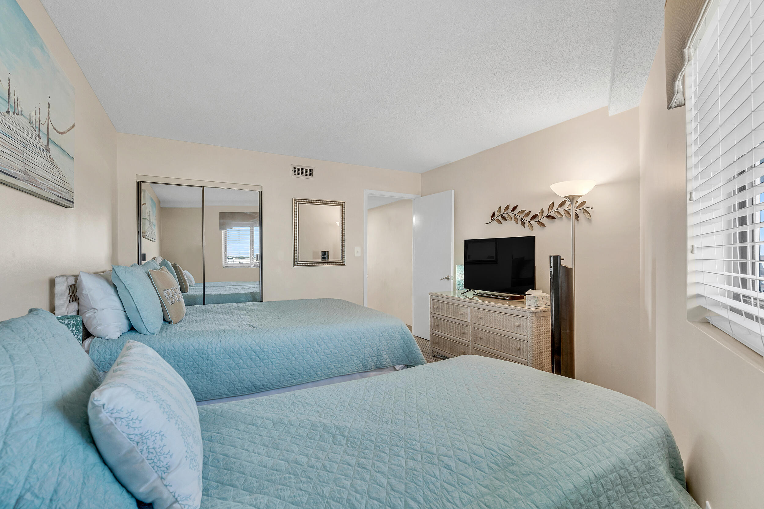 EDGEWATER BEACH CONDO PH 1 - Residential