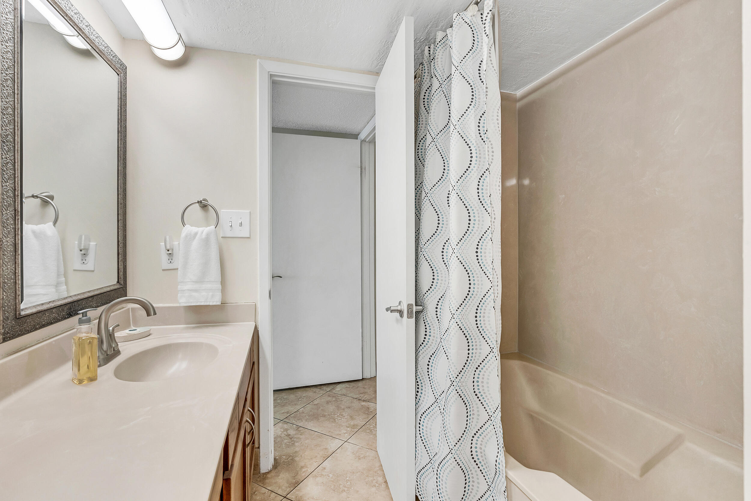 EDGEWATER BEACH CONDO PH 1 - Residential