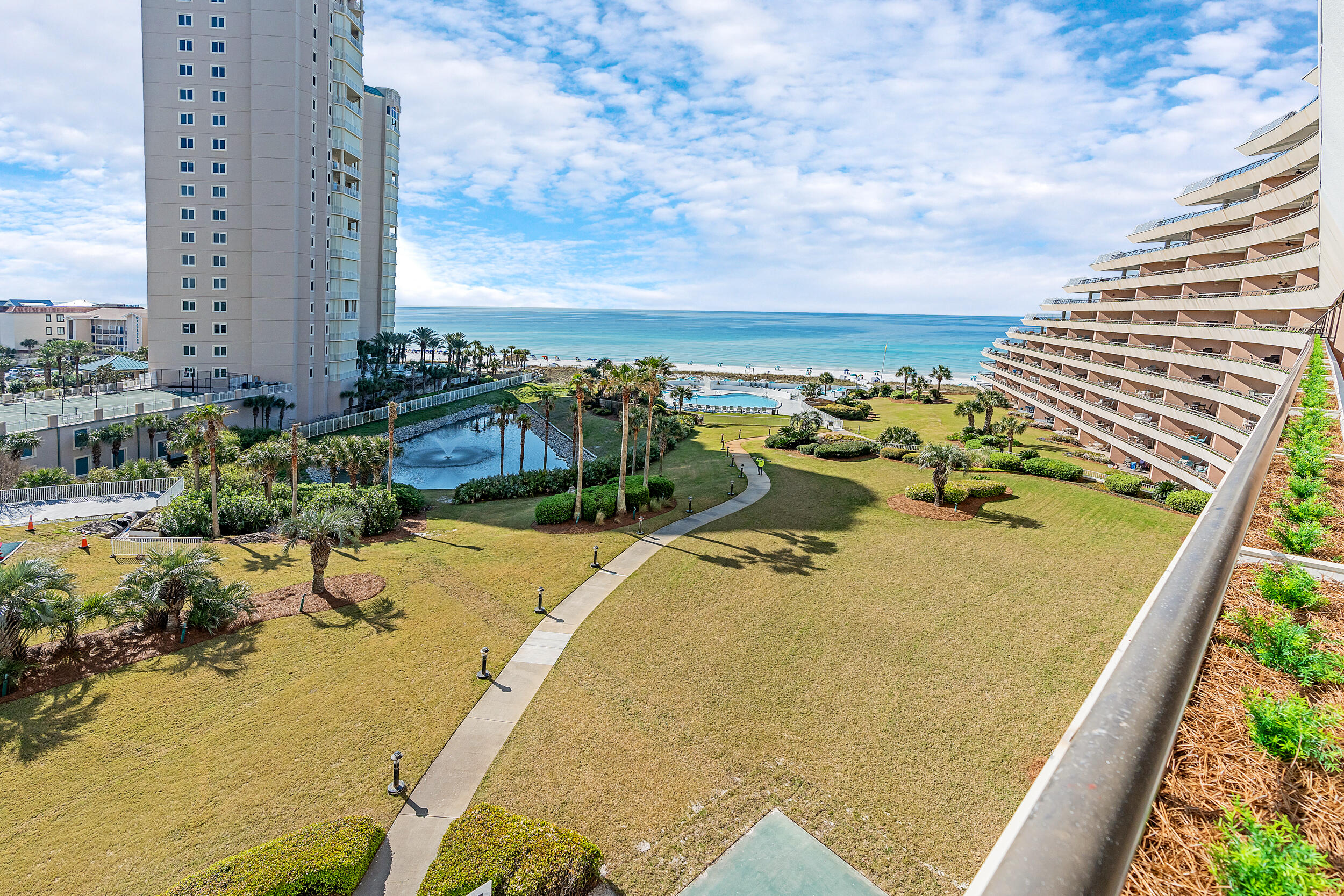 EDGEWATER BEACH CONDO PH 1 - Residential