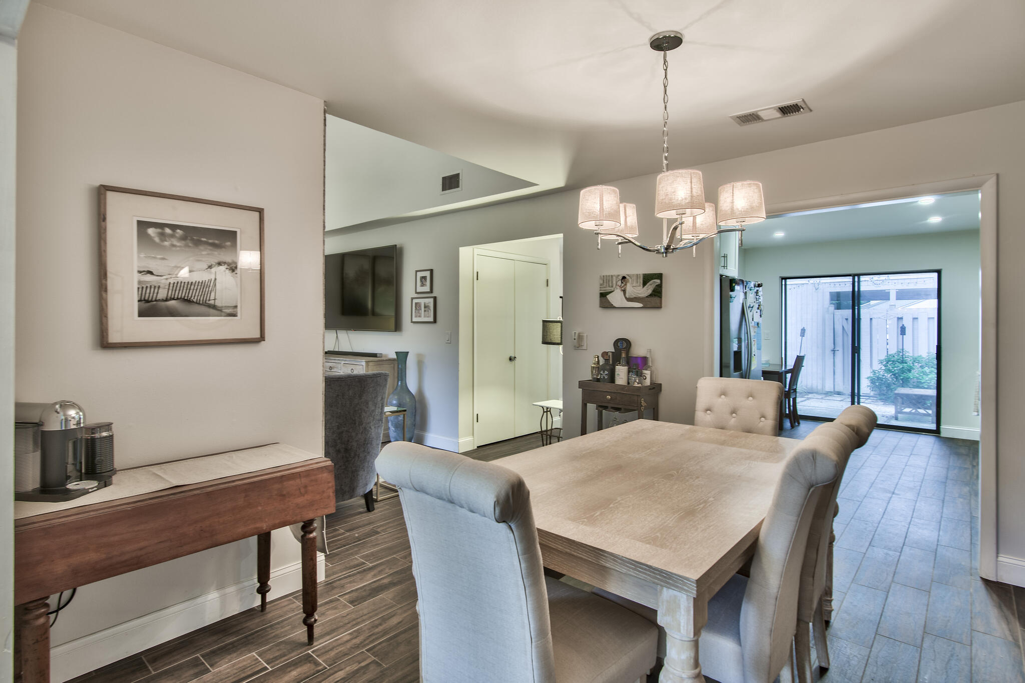 ROYAL OAK VILLAGE - Residential Lease