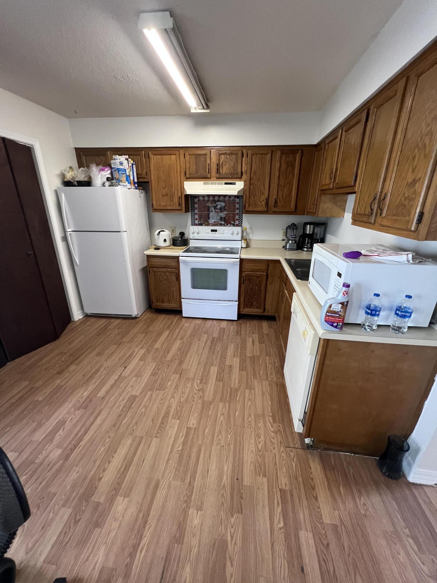 BROWNSVILLE STATION III UNIT 4 - Residential