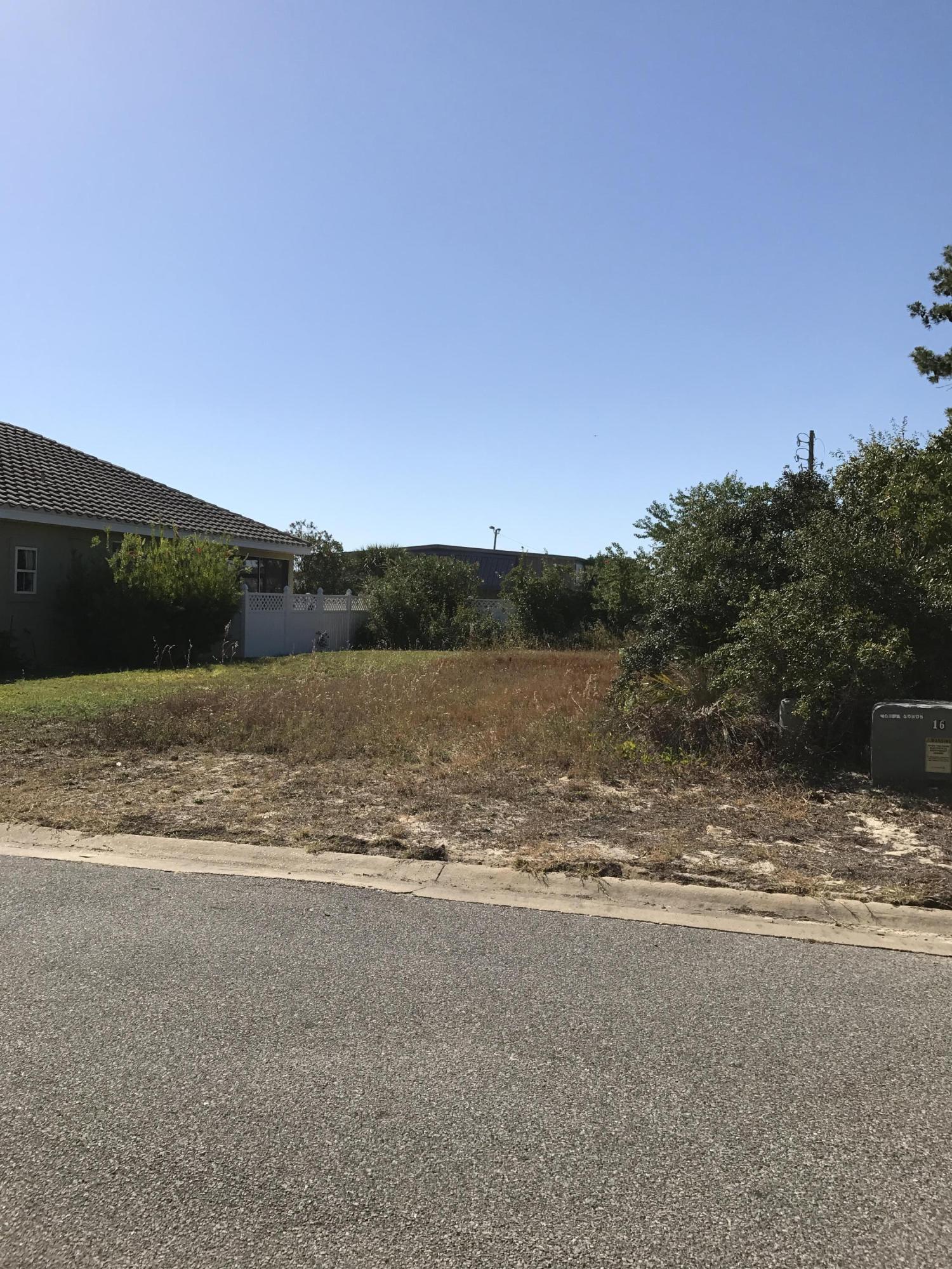 EMERALD WATERS VILLAGE - Land