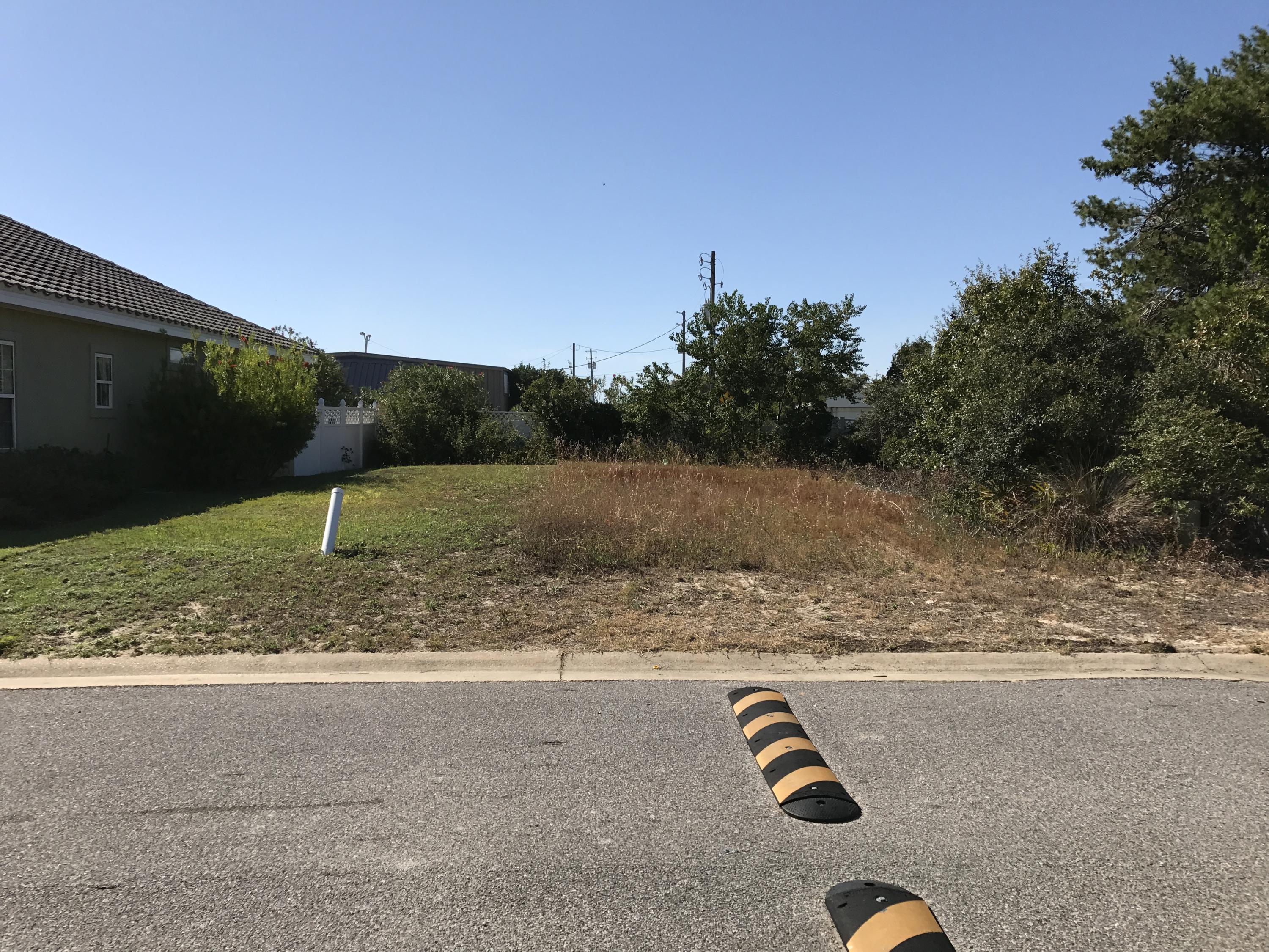 EMERALD WATERS VILLAGE - Land