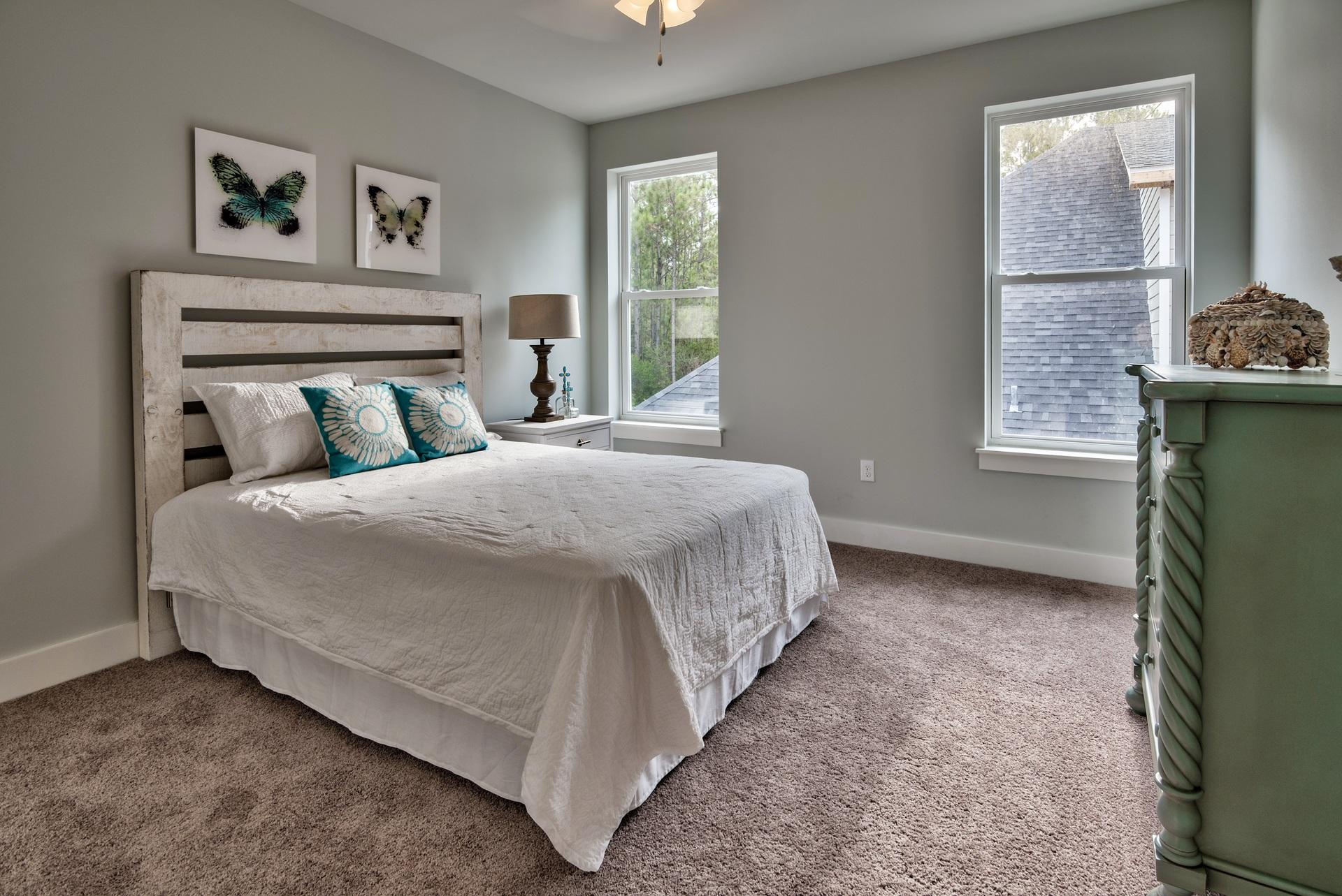 PARADISE COVE - Residential