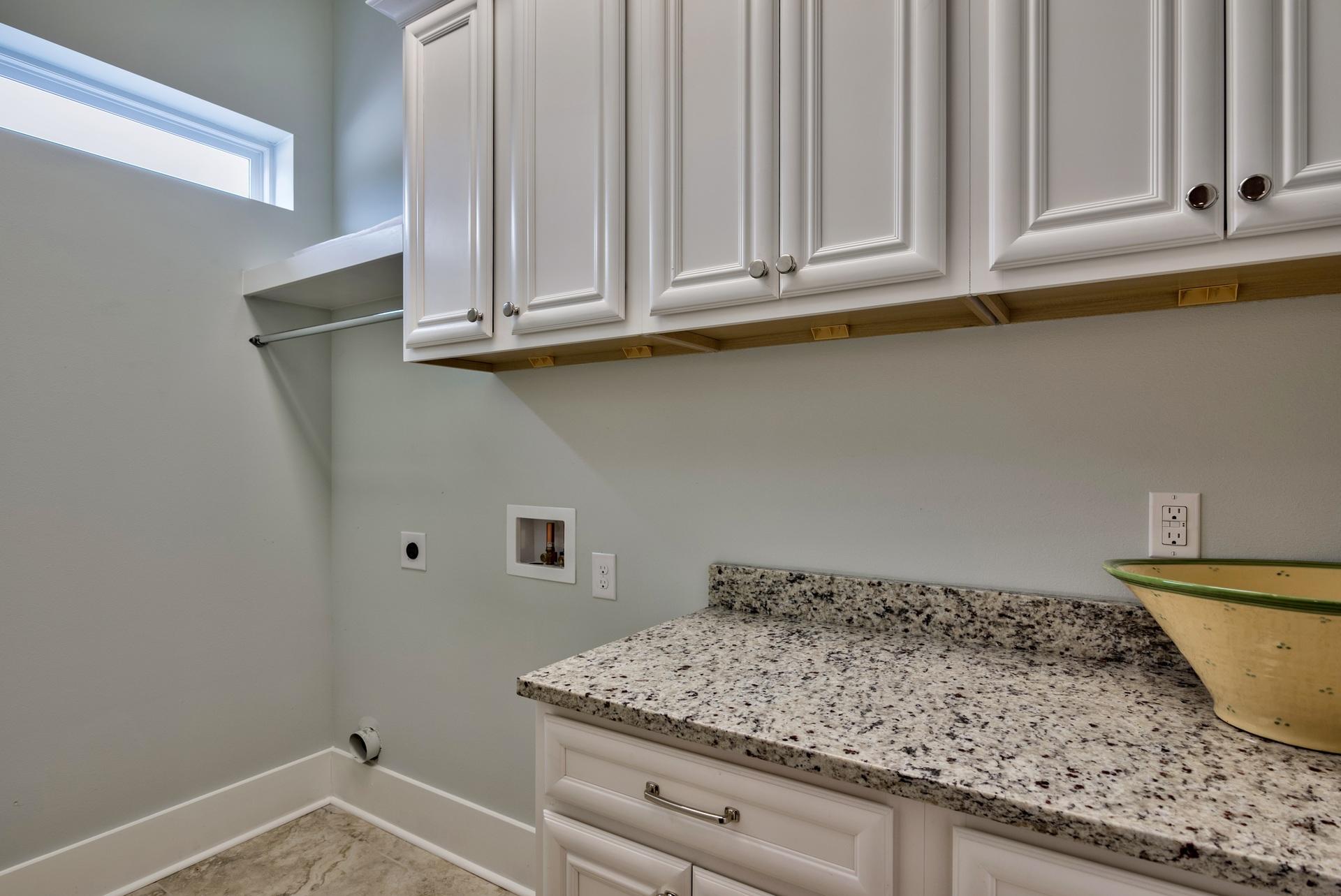 PARADISE COVE - Residential