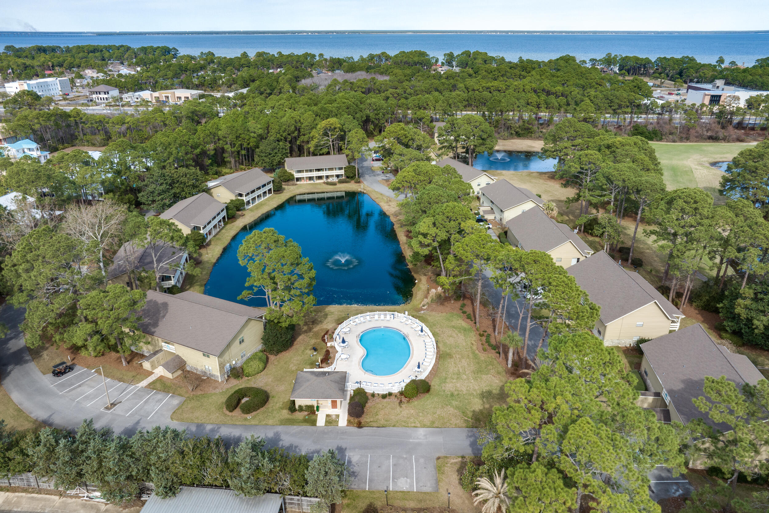 SEASCAPE CONDO GARDEN VILLA - Residential