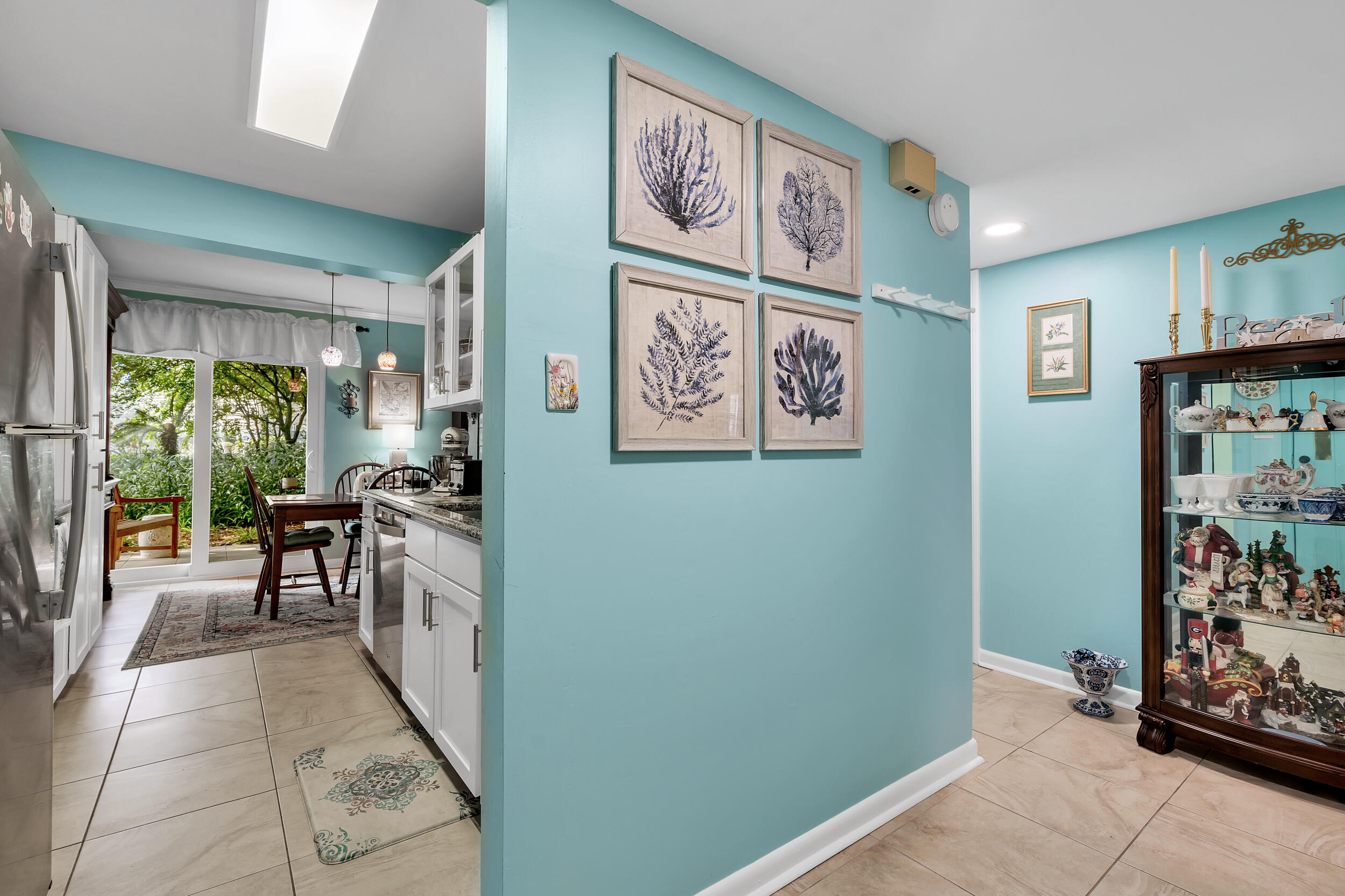 SEASCAPE CONDO GARDEN VILLA - Residential