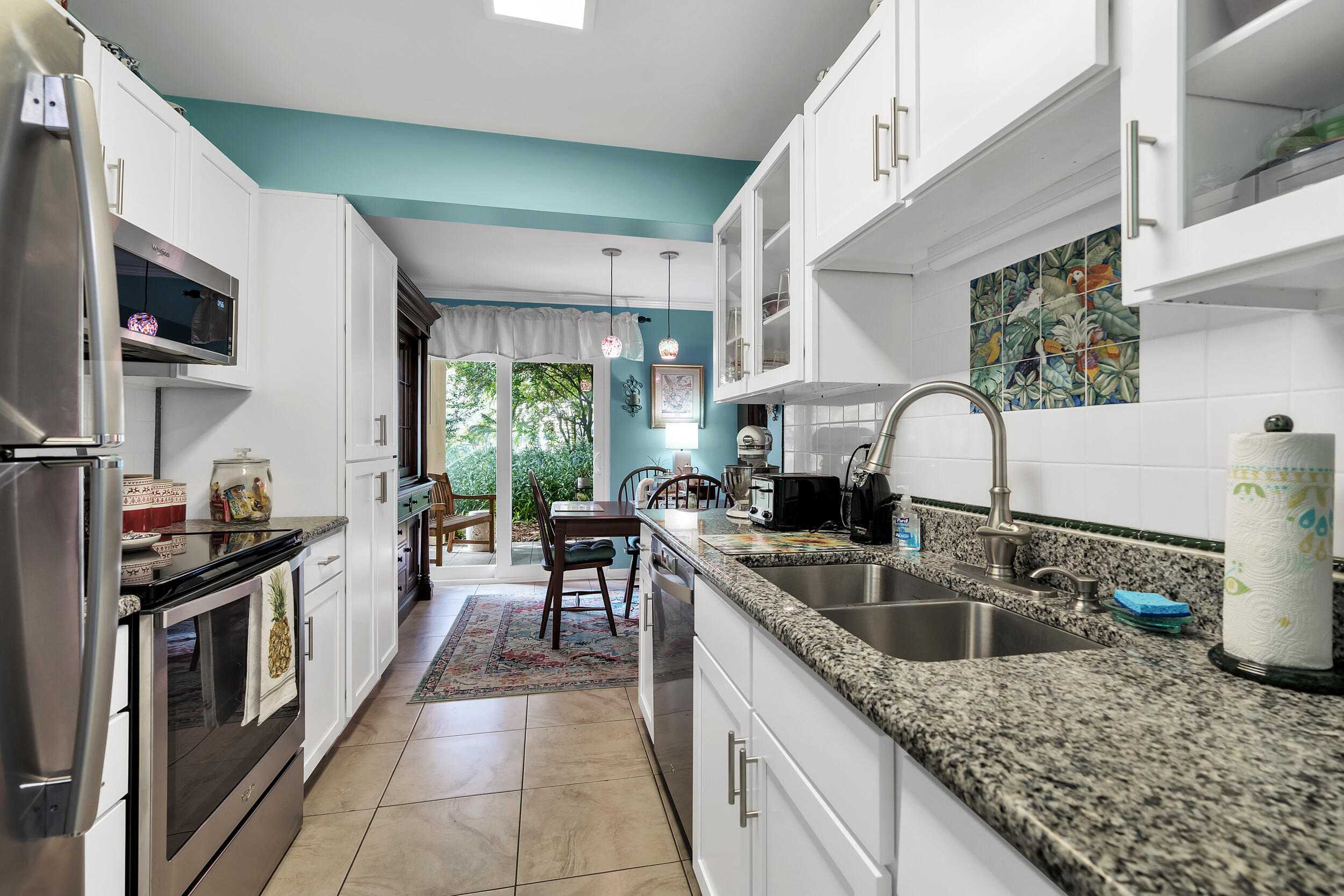 SEASCAPE CONDO GARDEN VILLA - Residential