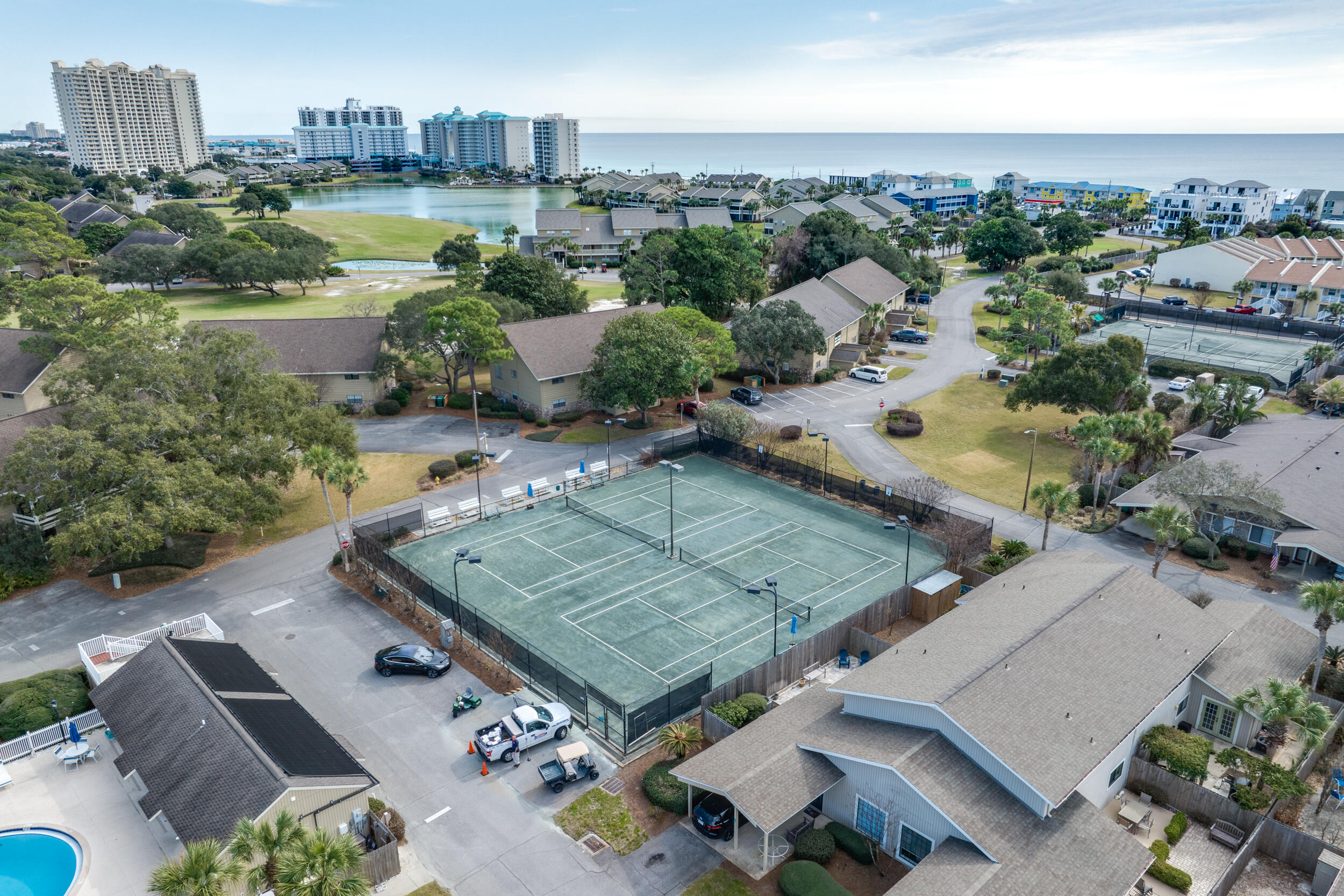 SEASCAPE CONDO GARDEN VILLA - Residential