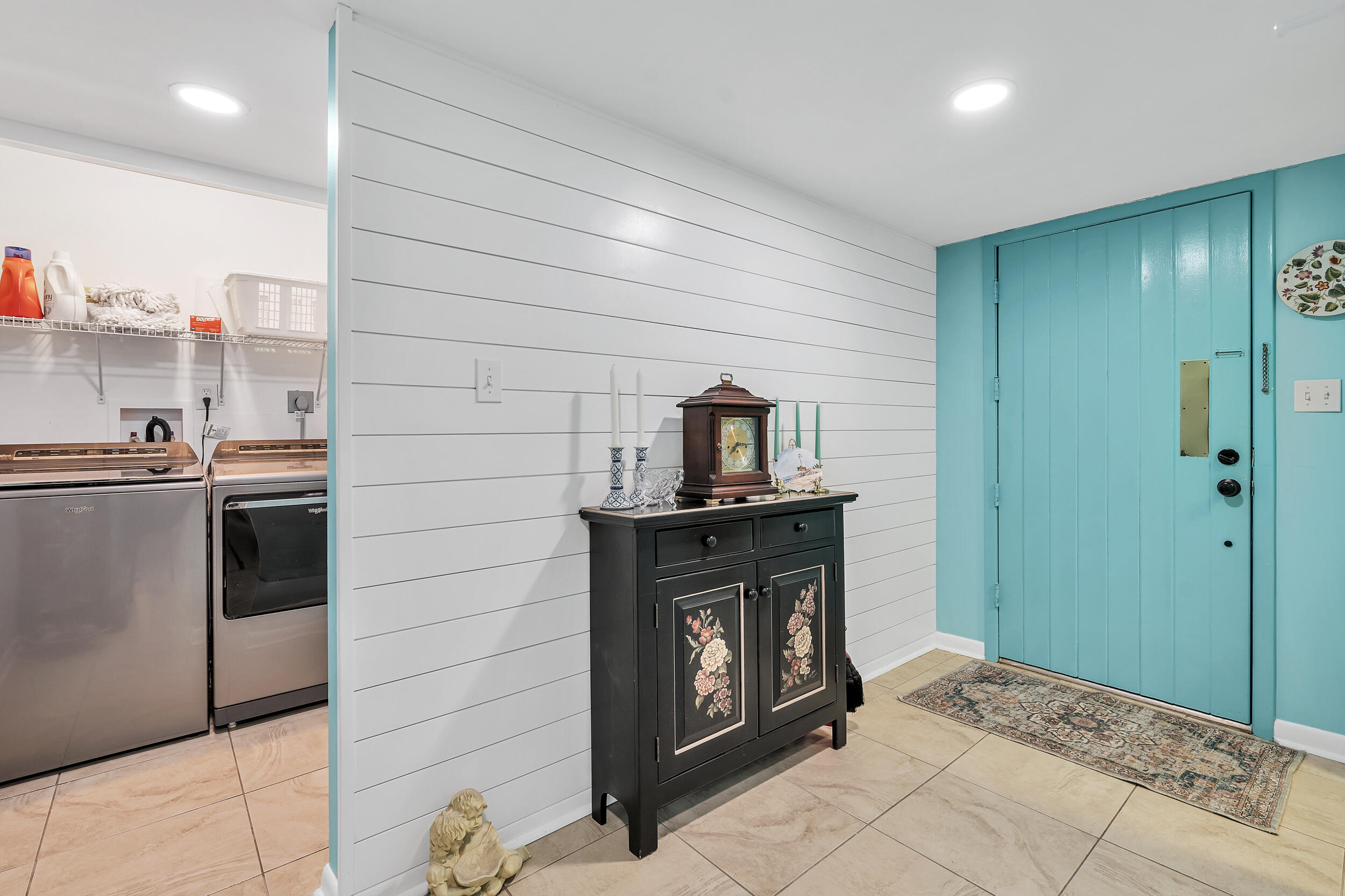 SEASCAPE CONDO GARDEN VILLA - Residential