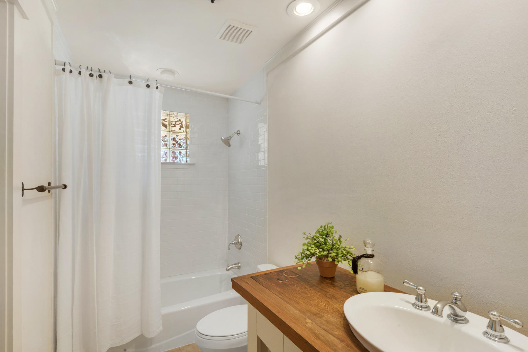 FOX LAKE S/D PH 1 - Residential