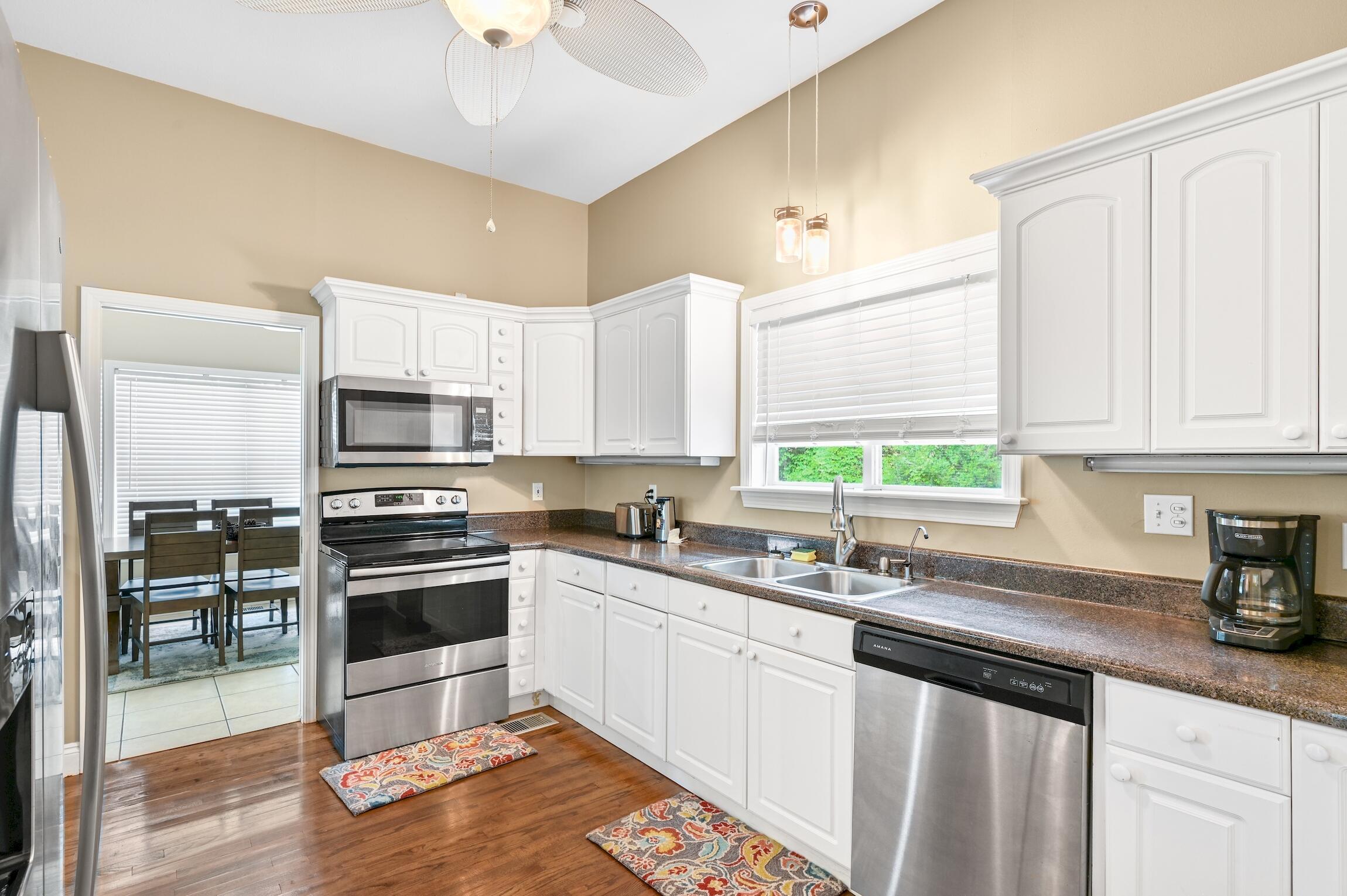 CANO ESTATES - Residential