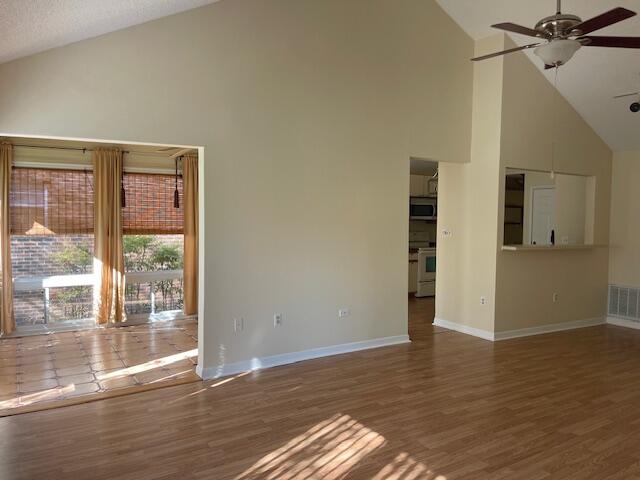 FAIRWAY LAKES PH 1 - Residential