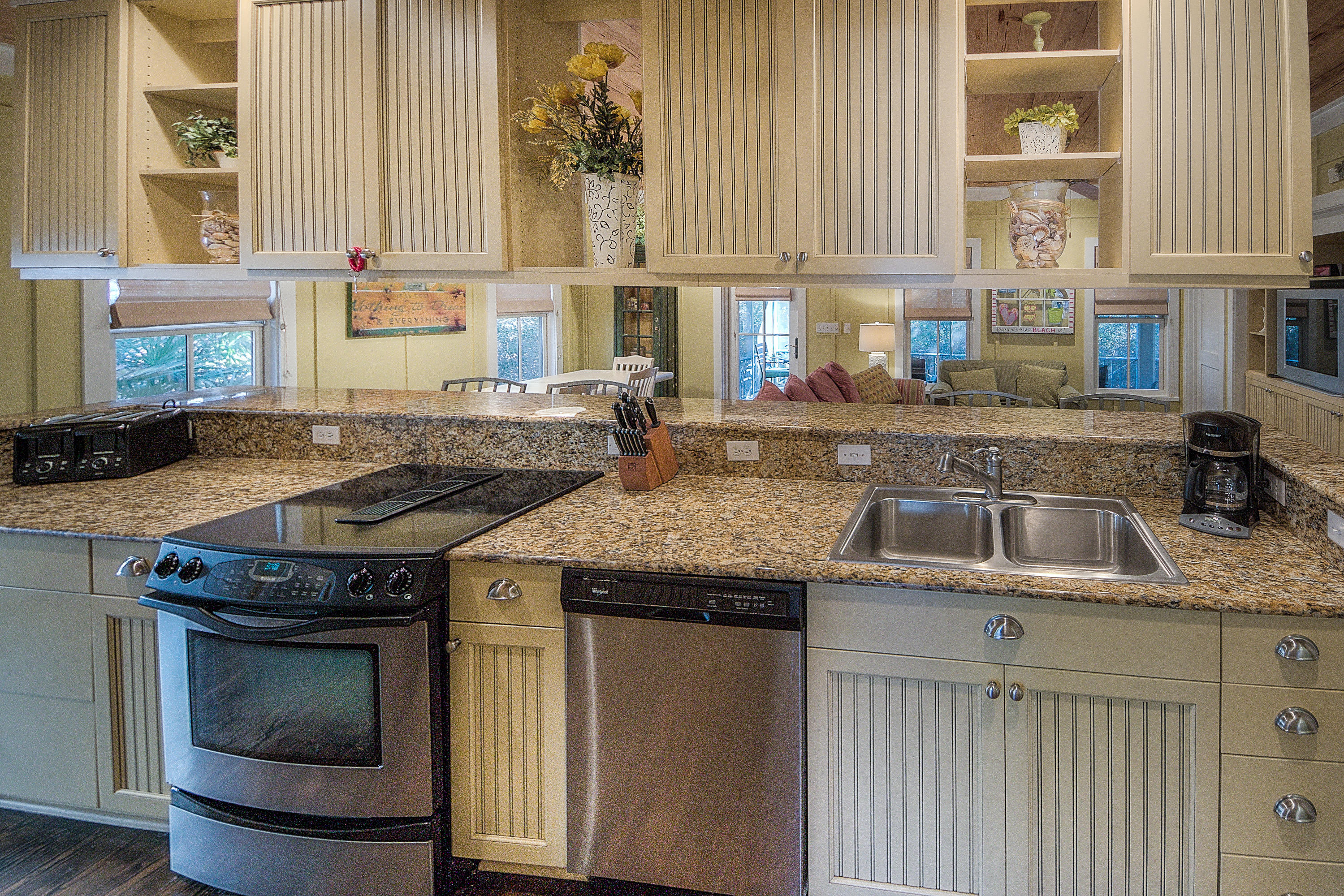 MAGNOLIA COTTAGES BY THE SEA - Residential