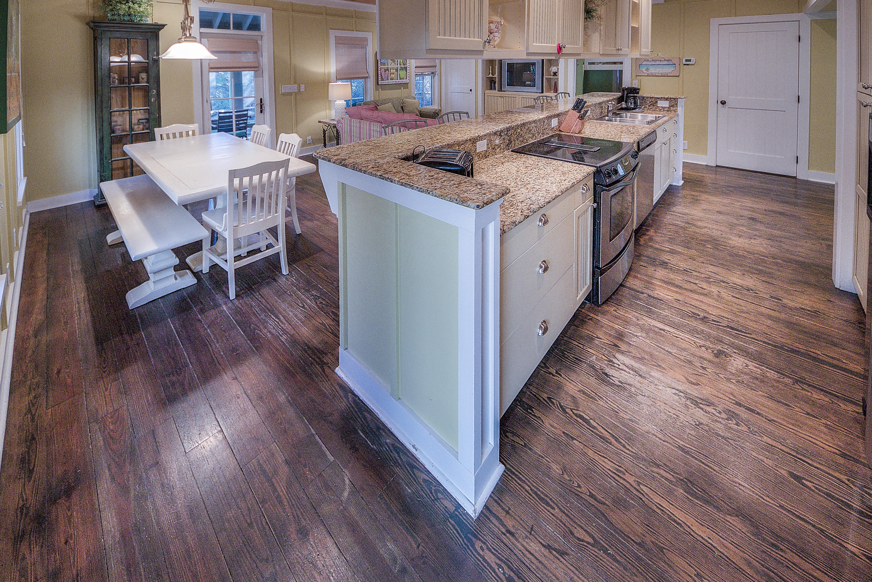 MAGNOLIA COTTAGES BY THE SEA - Residential