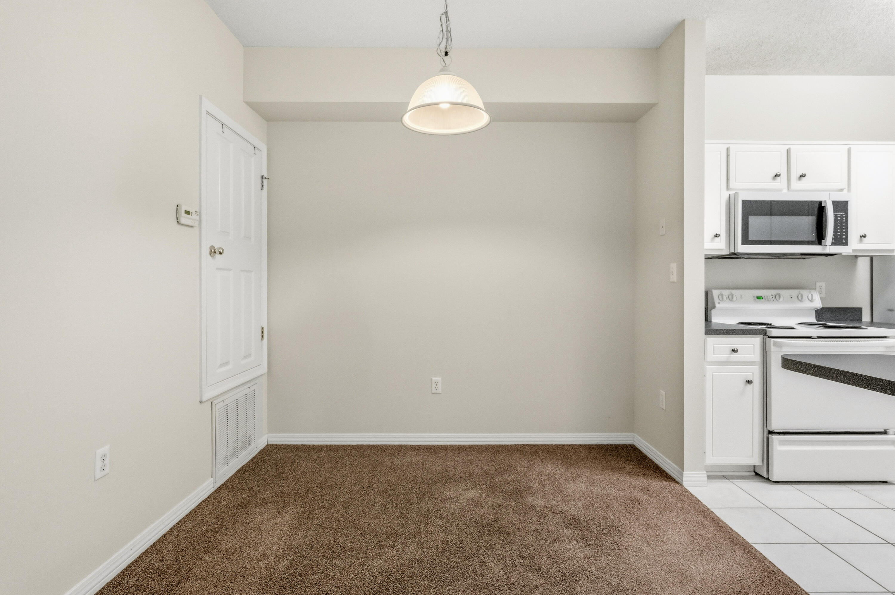 THE OAKS AT NICEVILLE - Residential