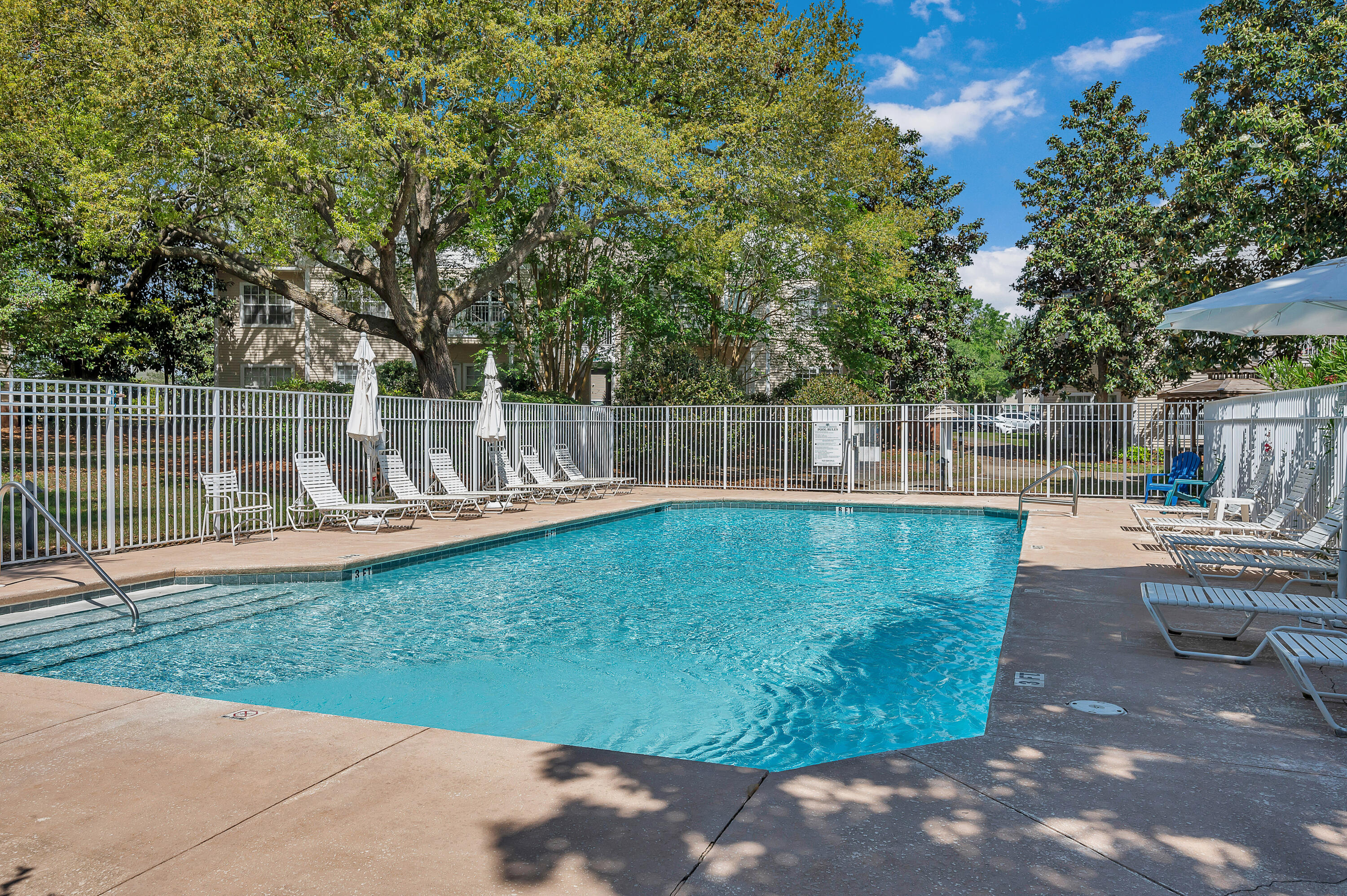 THE OAKS AT NICEVILLE - Residential