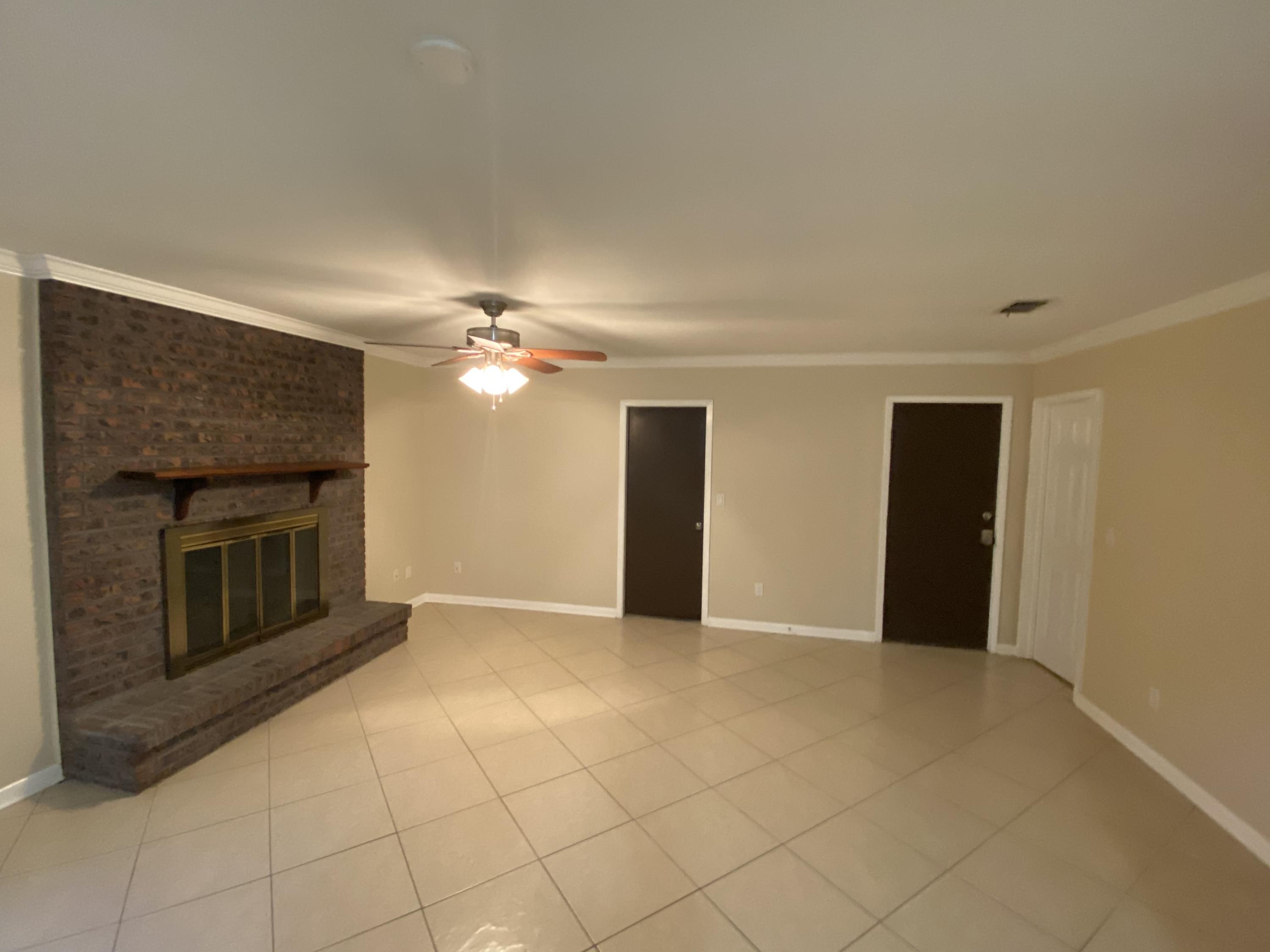 FOREST MANOR 2ND ADDN - Residential Lease