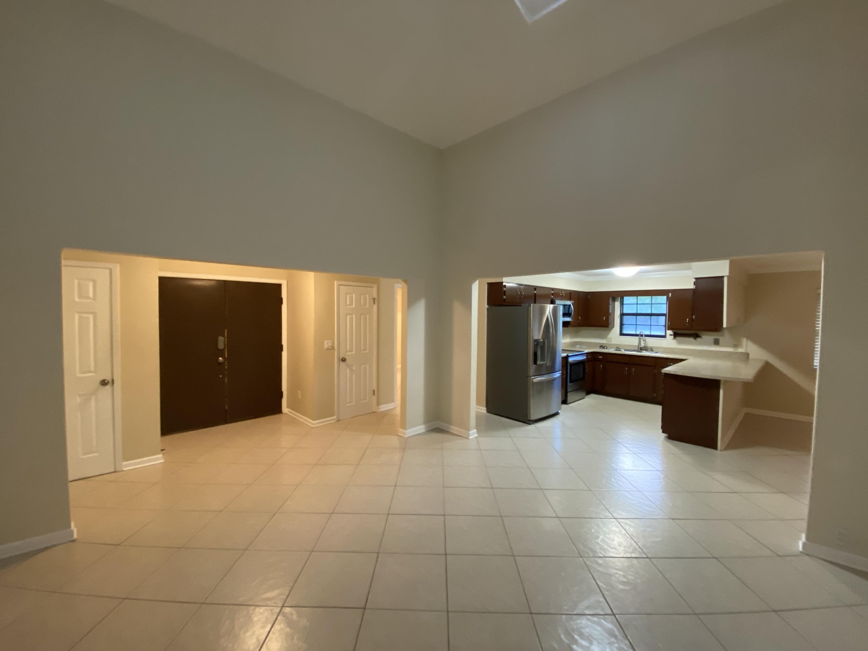 FOREST MANOR 2ND ADDN - Residential Lease