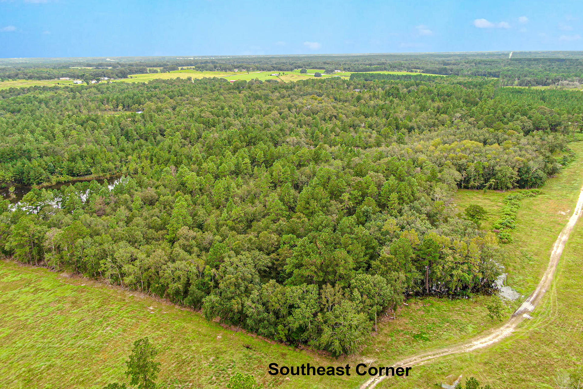 HOLBROOK HILLS - Land