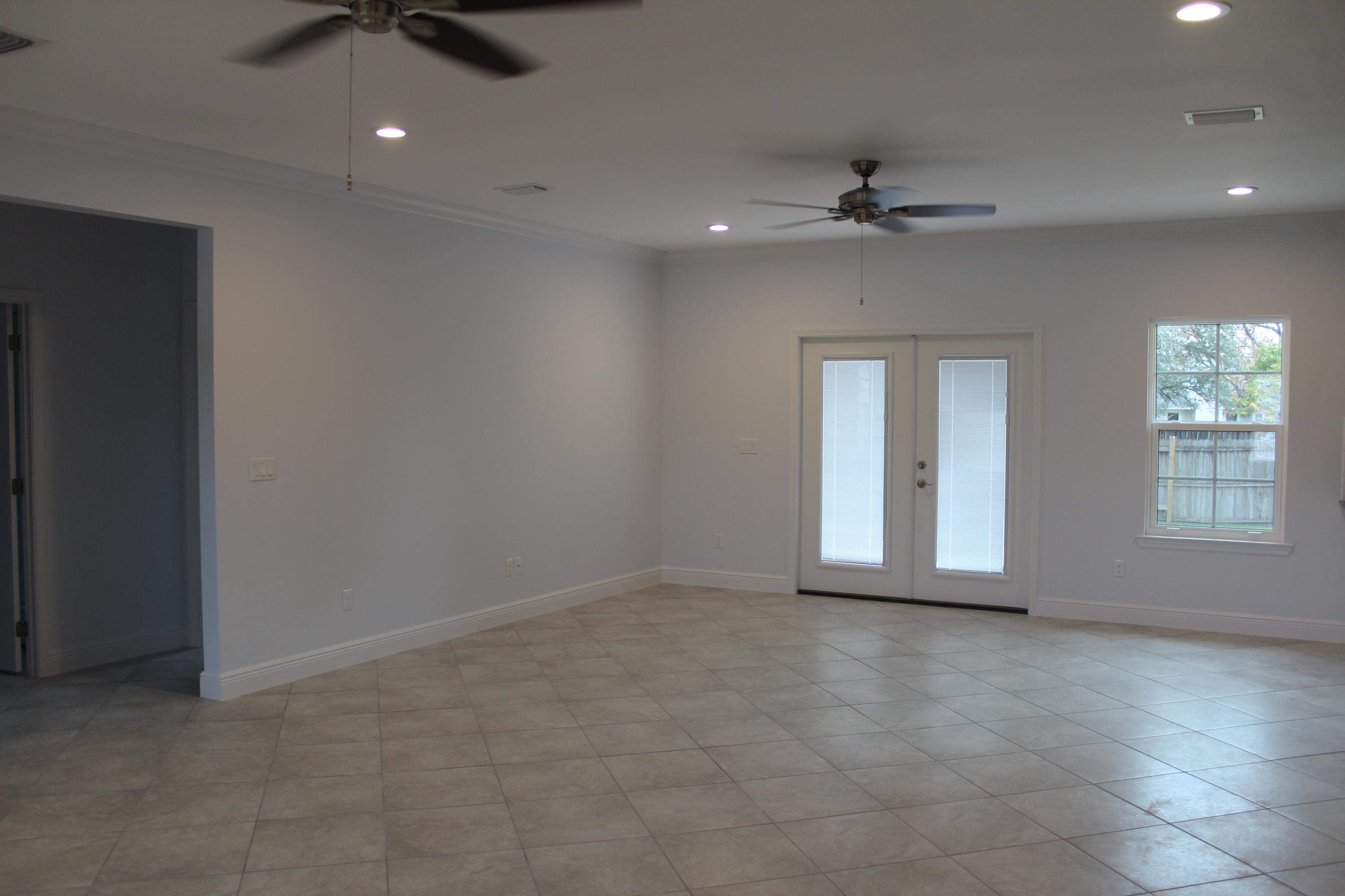 EMERALD POINTE PLAT 1 - Residential