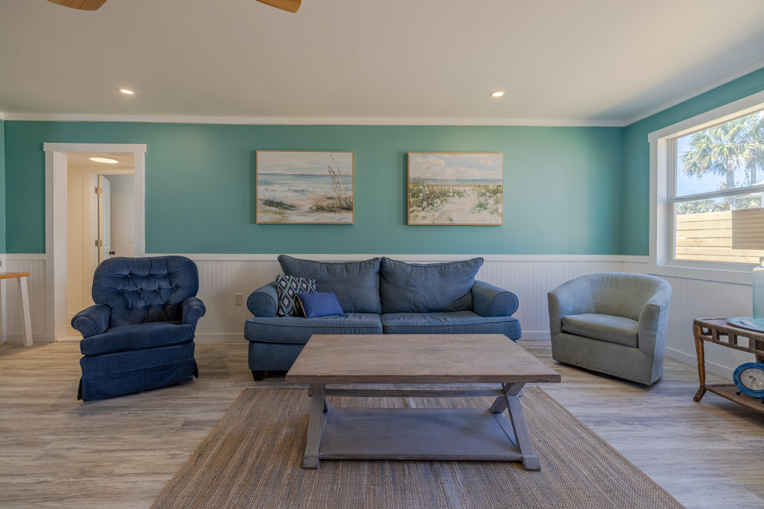 LAGUNA BEACH ESTATES 4TH ADDN - Residential