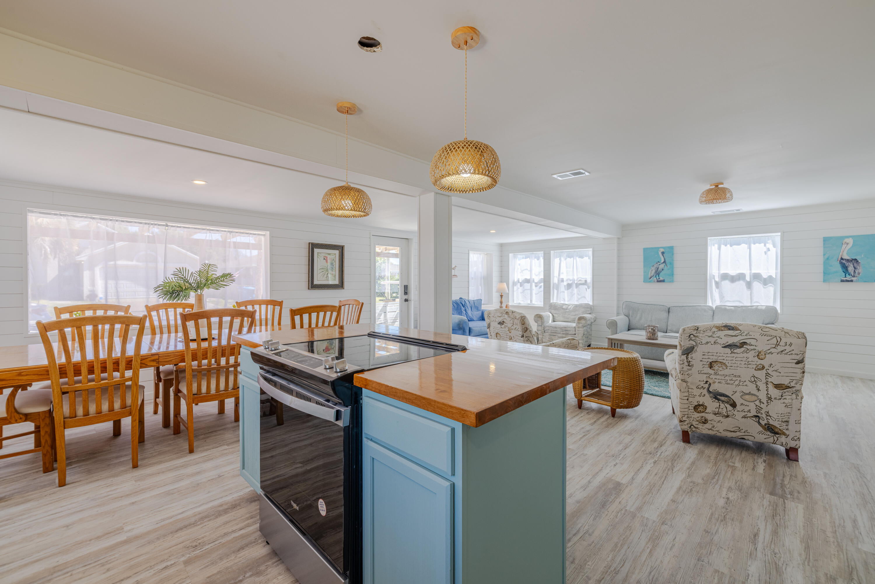 LAGUNA BEACH ESTATES 4TH ADDN - Residential