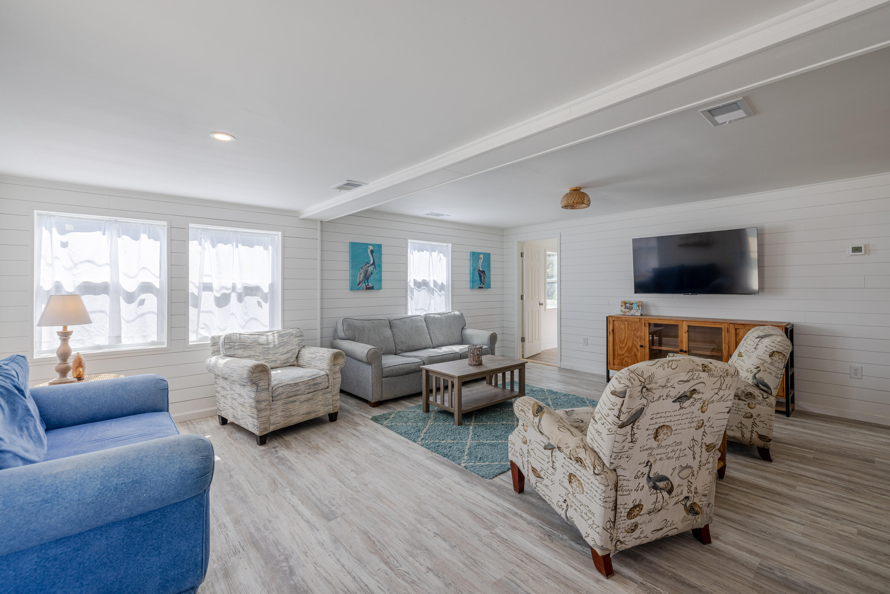 LAGUNA BEACH ESTATES 4TH ADDN - Residential