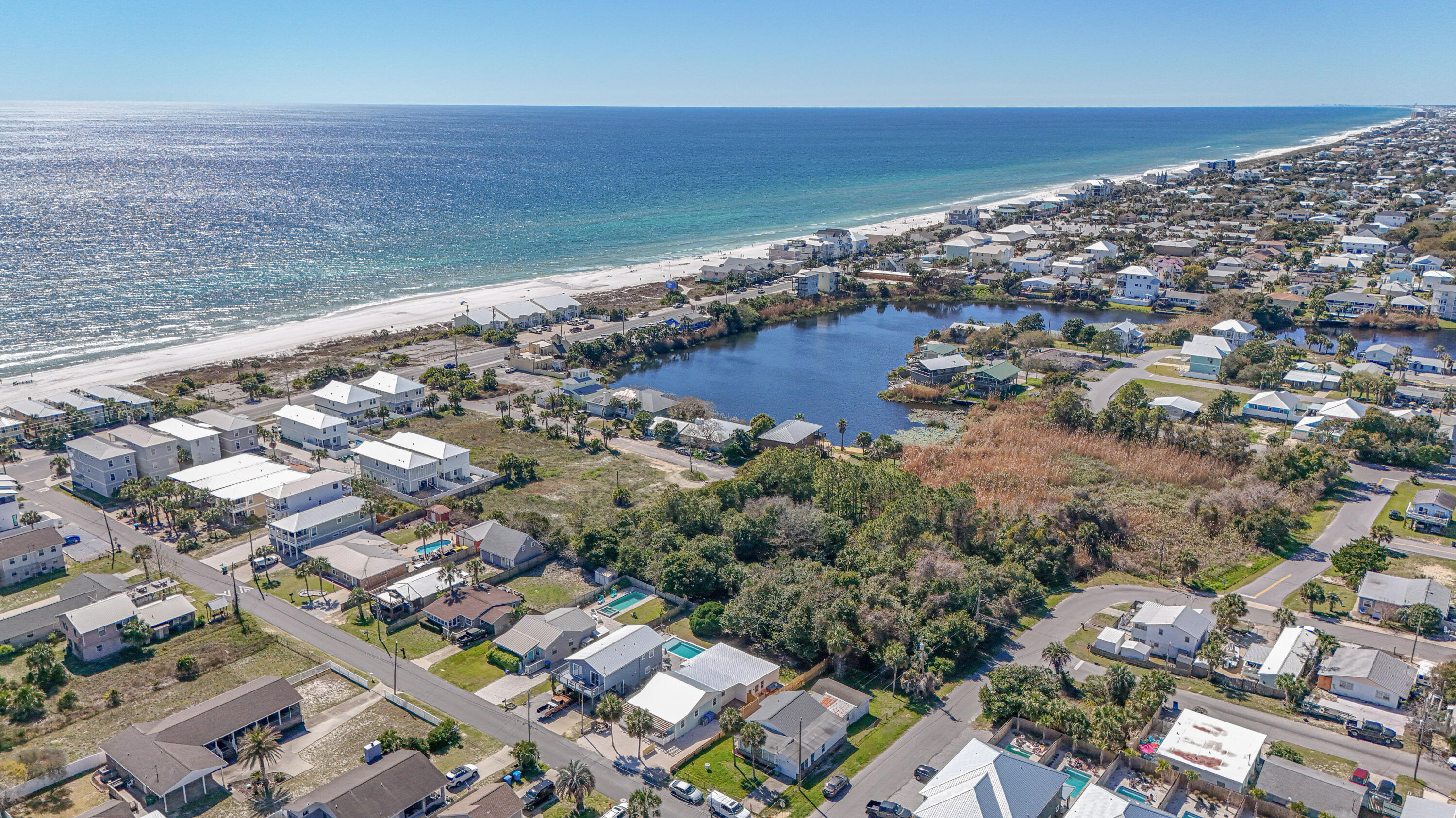 LAGUNA BEACH ESTATES 4TH ADDN - Residential