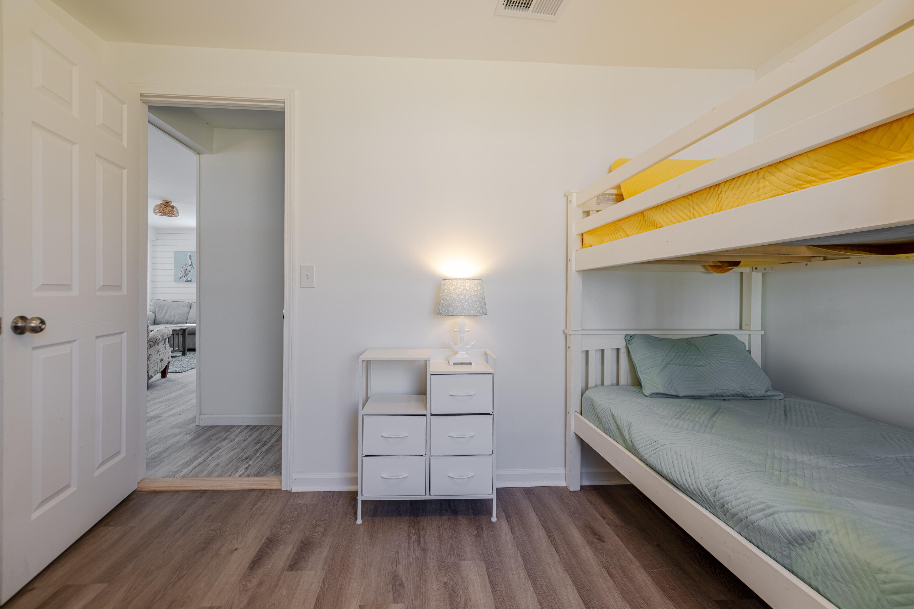 LAGUNA BEACH ESTATES 4TH ADDN - Residential