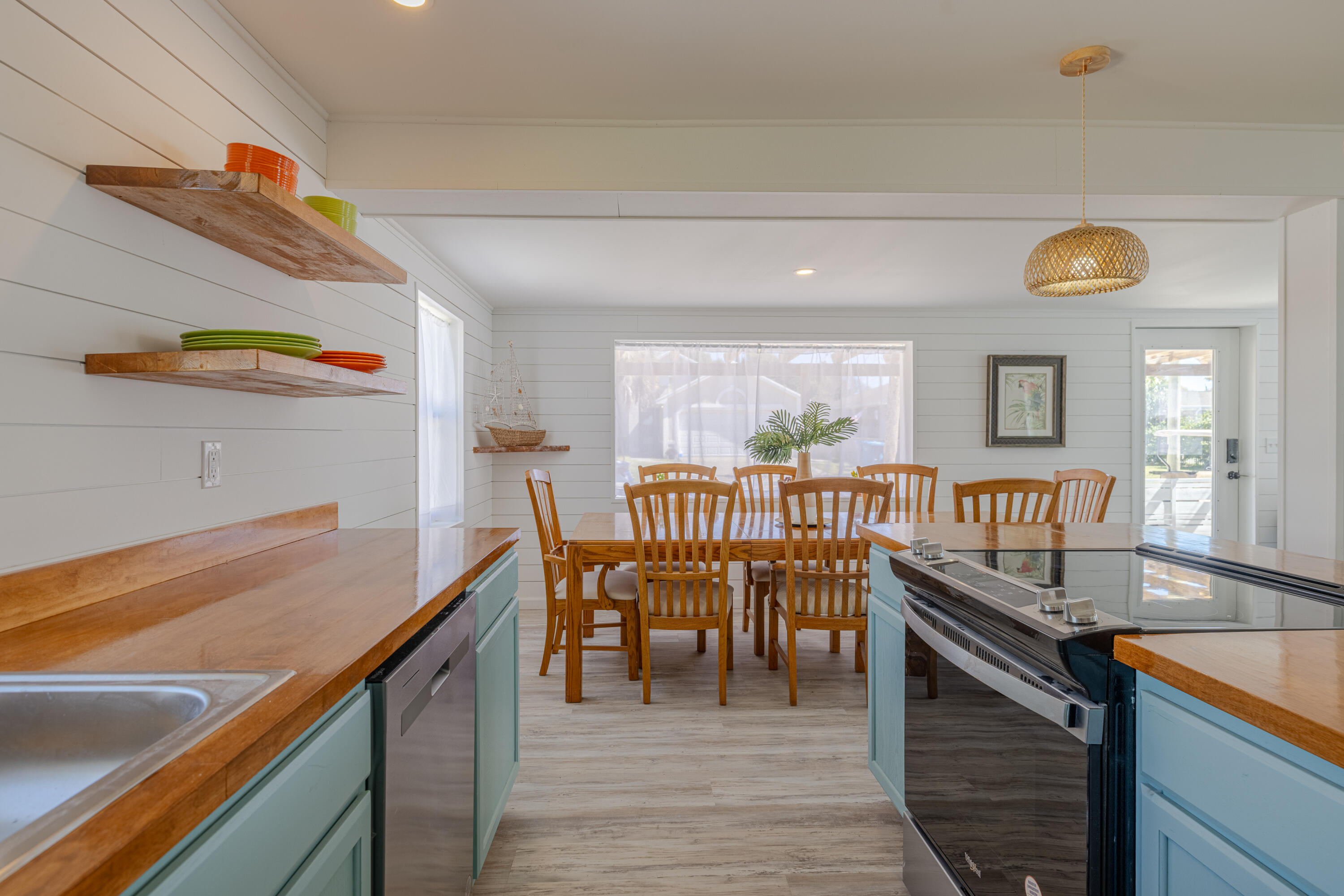 LAGUNA BEACH ESTATES 4TH ADDN - Residential