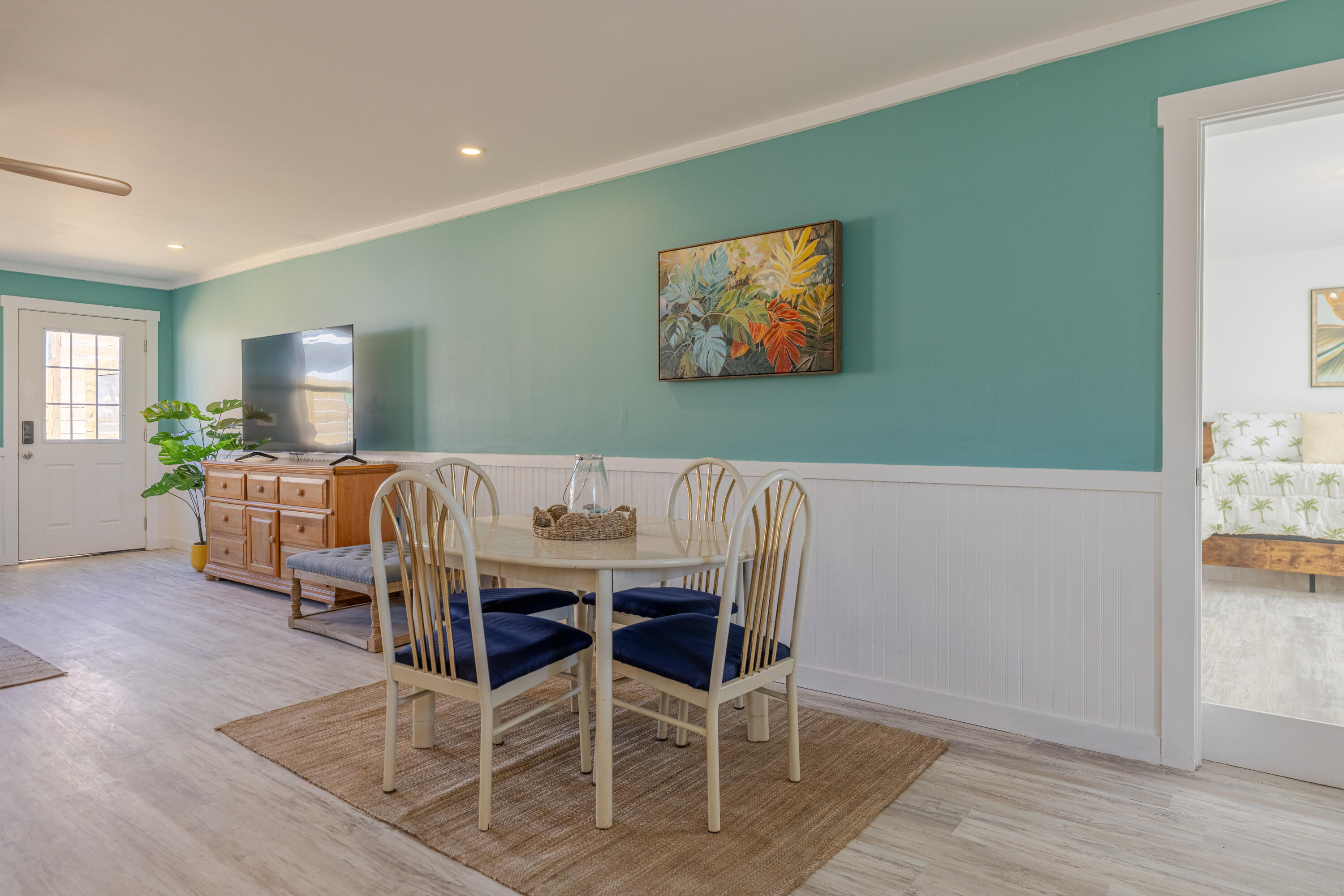 LAGUNA BEACH ESTATES 4TH ADDN - Residential