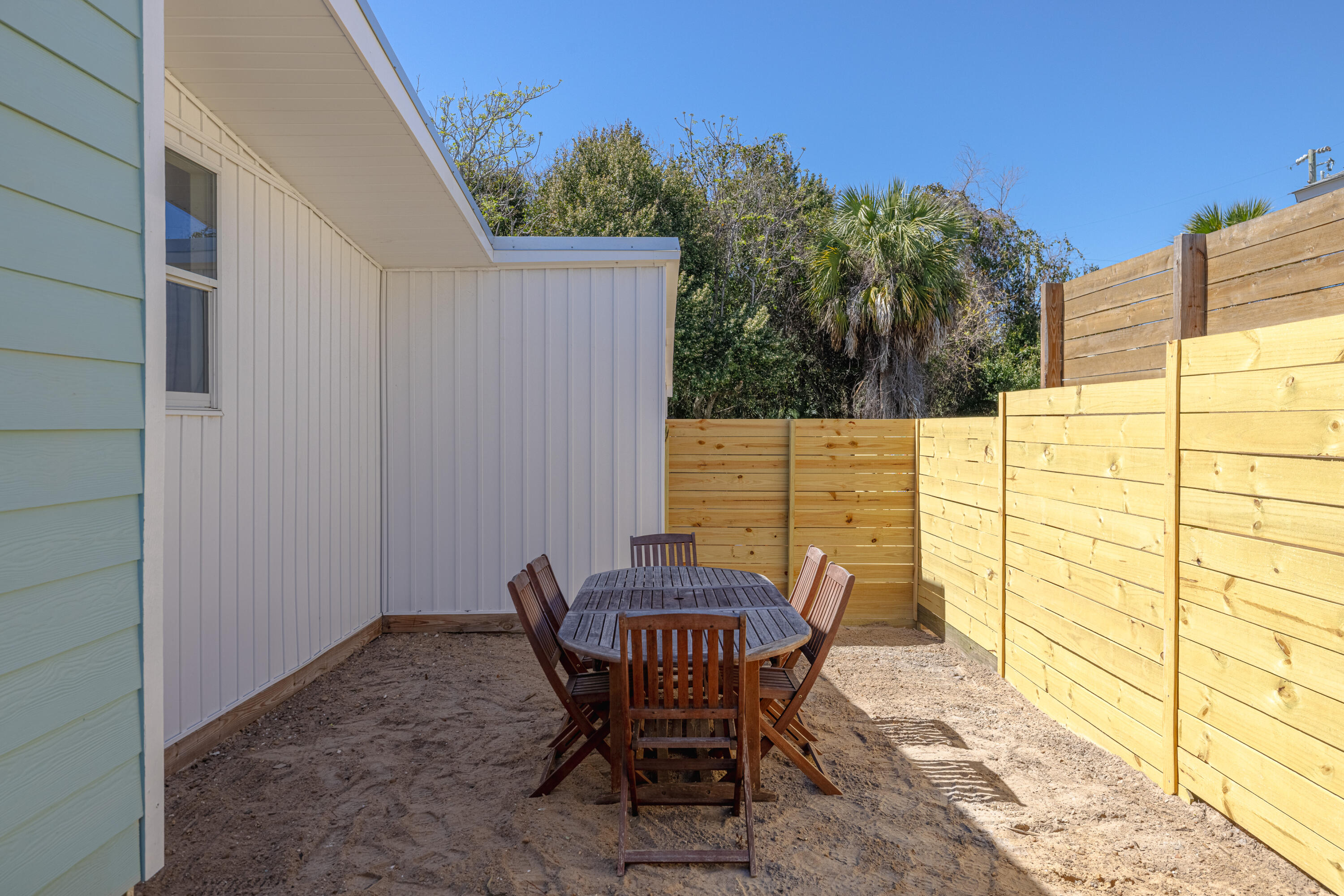 LAGUNA BEACH ESTATES 4TH ADDN - Residential