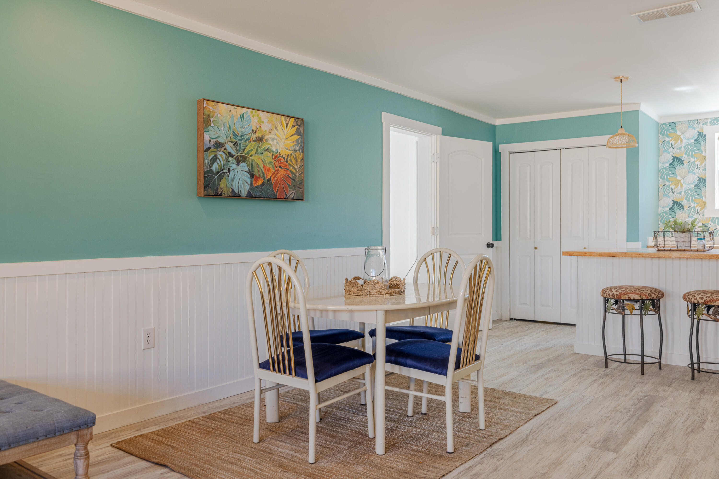 LAGUNA BEACH ESTATES 4TH ADDN - Residential