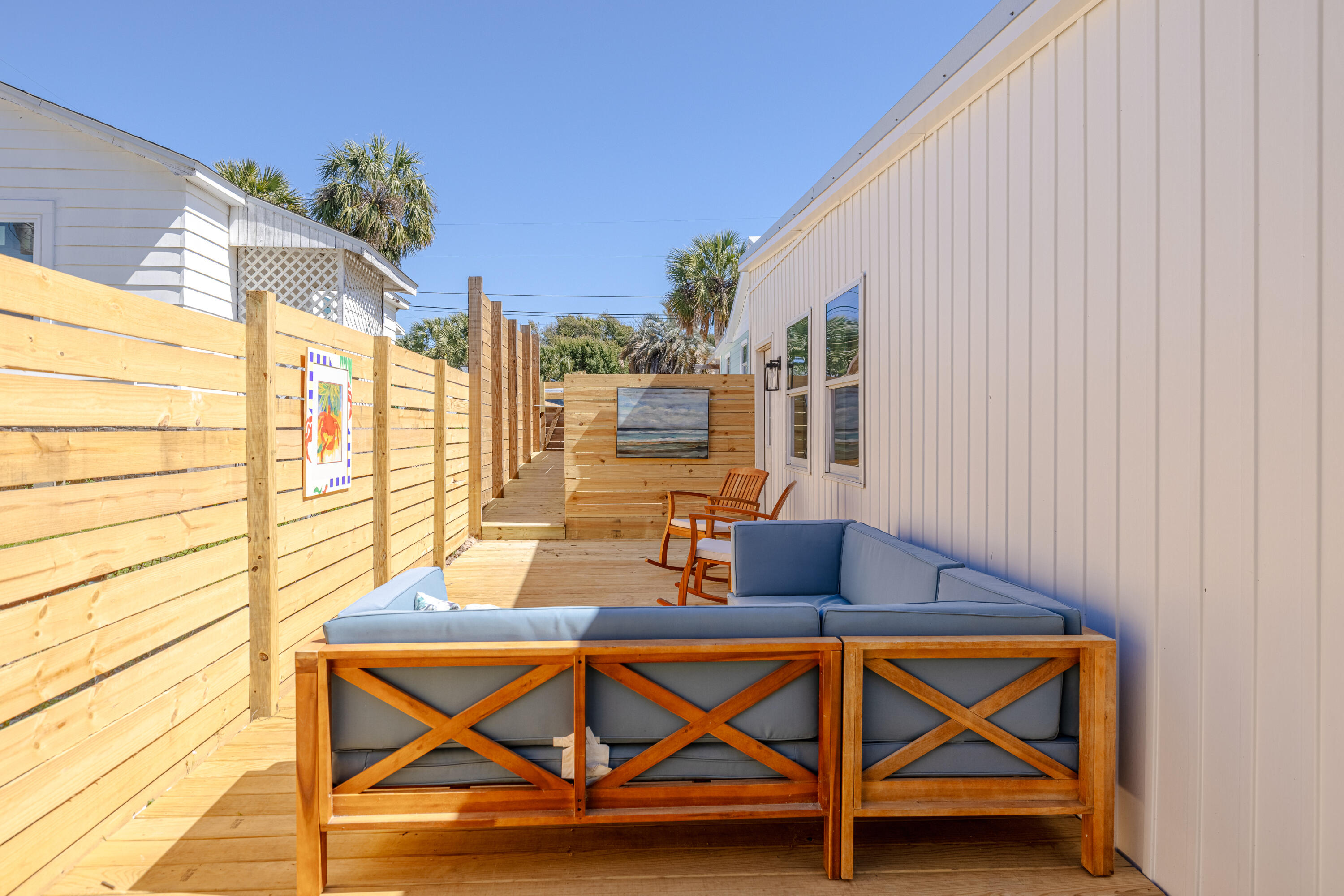 LAGUNA BEACH ESTATES 4TH ADDN - Residential