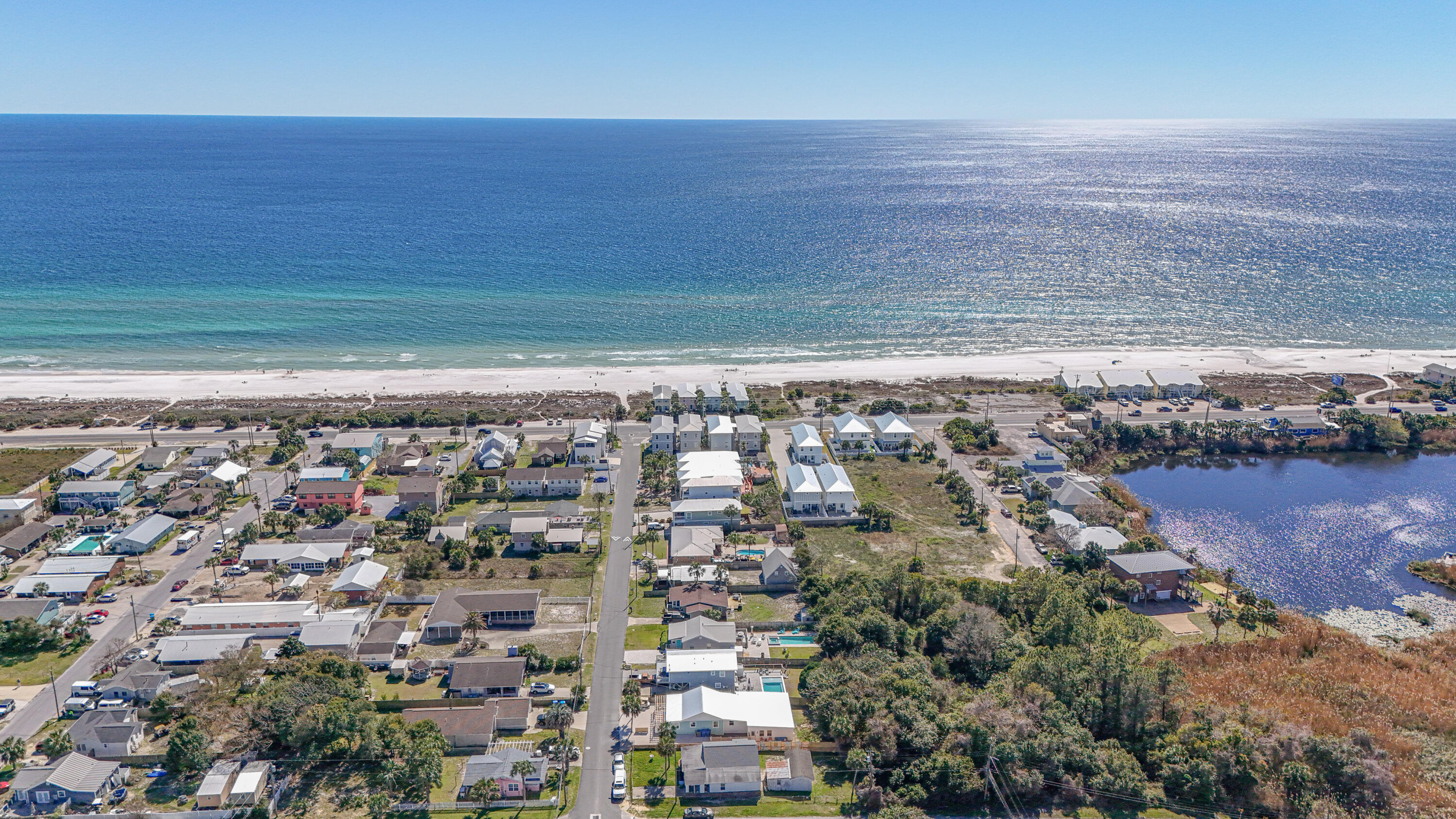 LAGUNA BEACH ESTATES 4TH ADDN - Residential