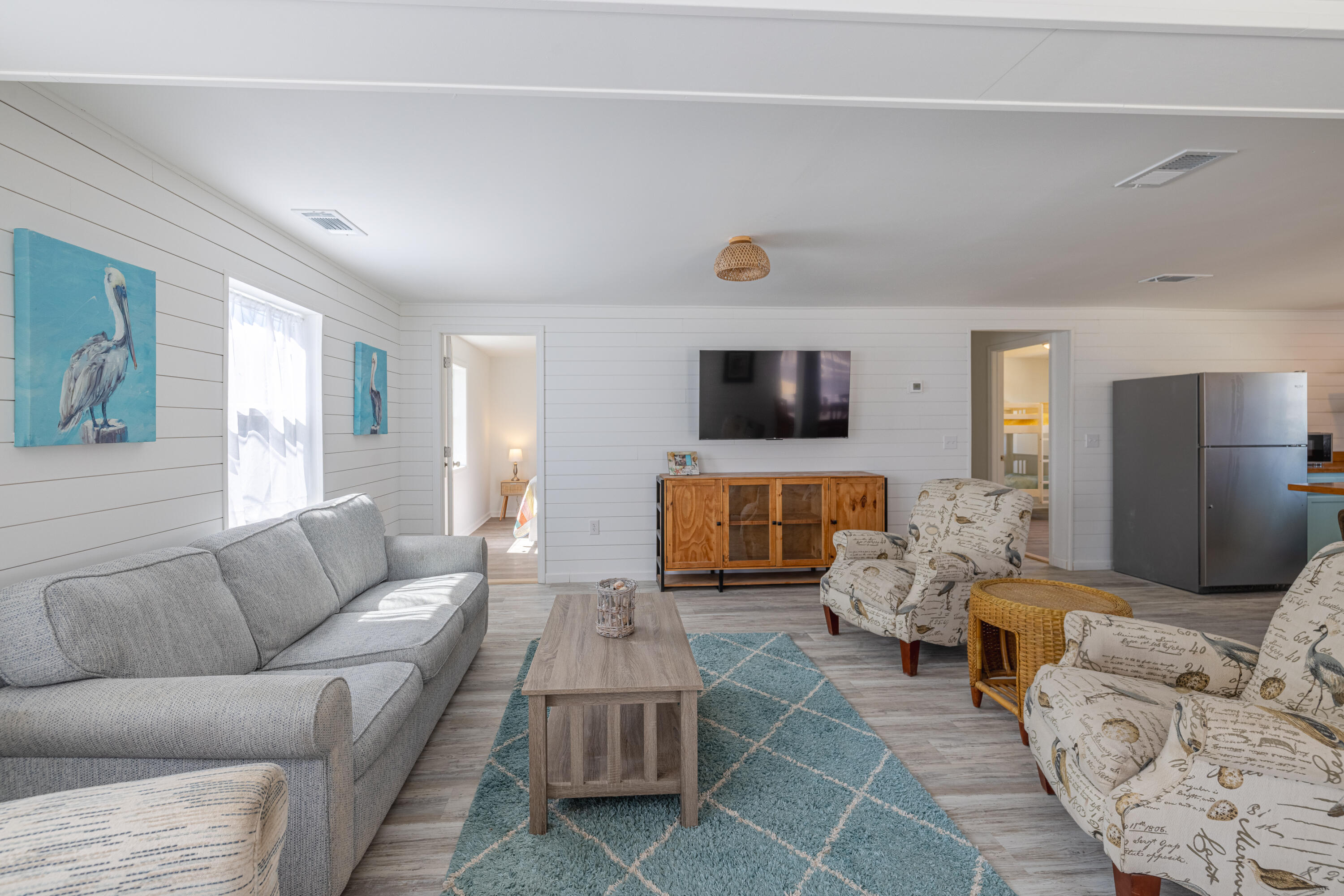 LAGUNA BEACH ESTATES 4TH ADDN - Residential