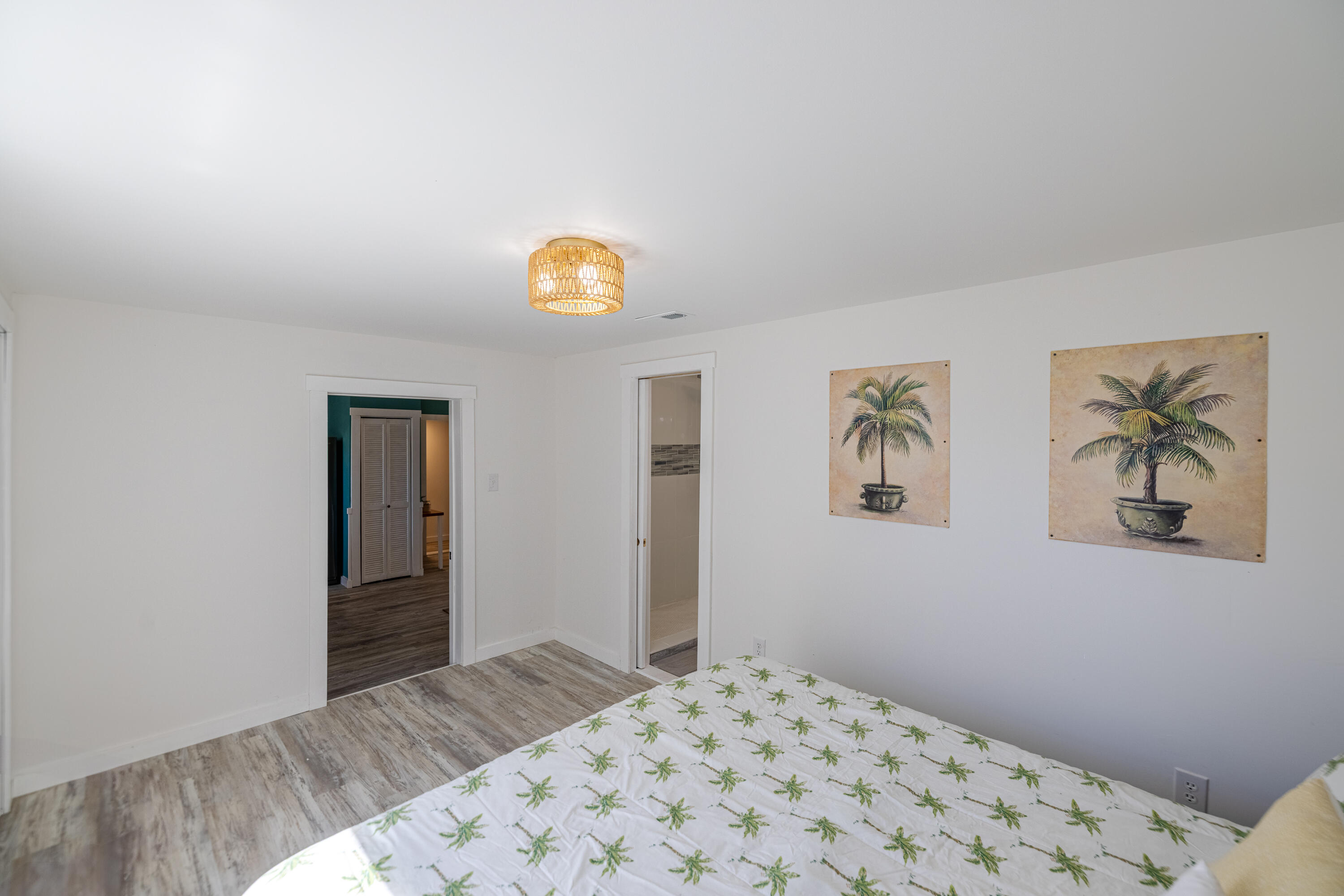 LAGUNA BEACH ESTATES 4TH ADDN - Residential