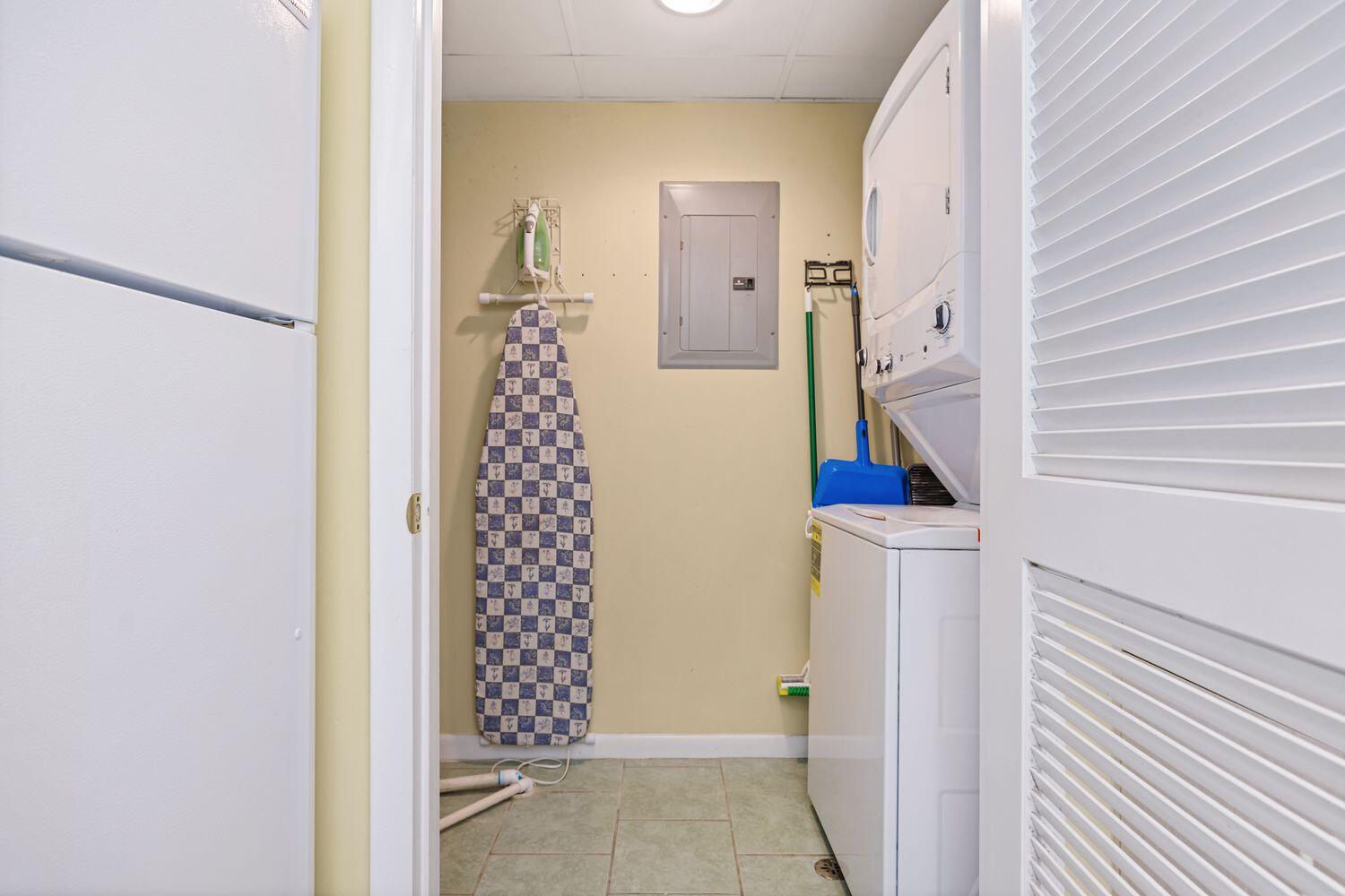 LONG BEACH Towers 1 - Residential