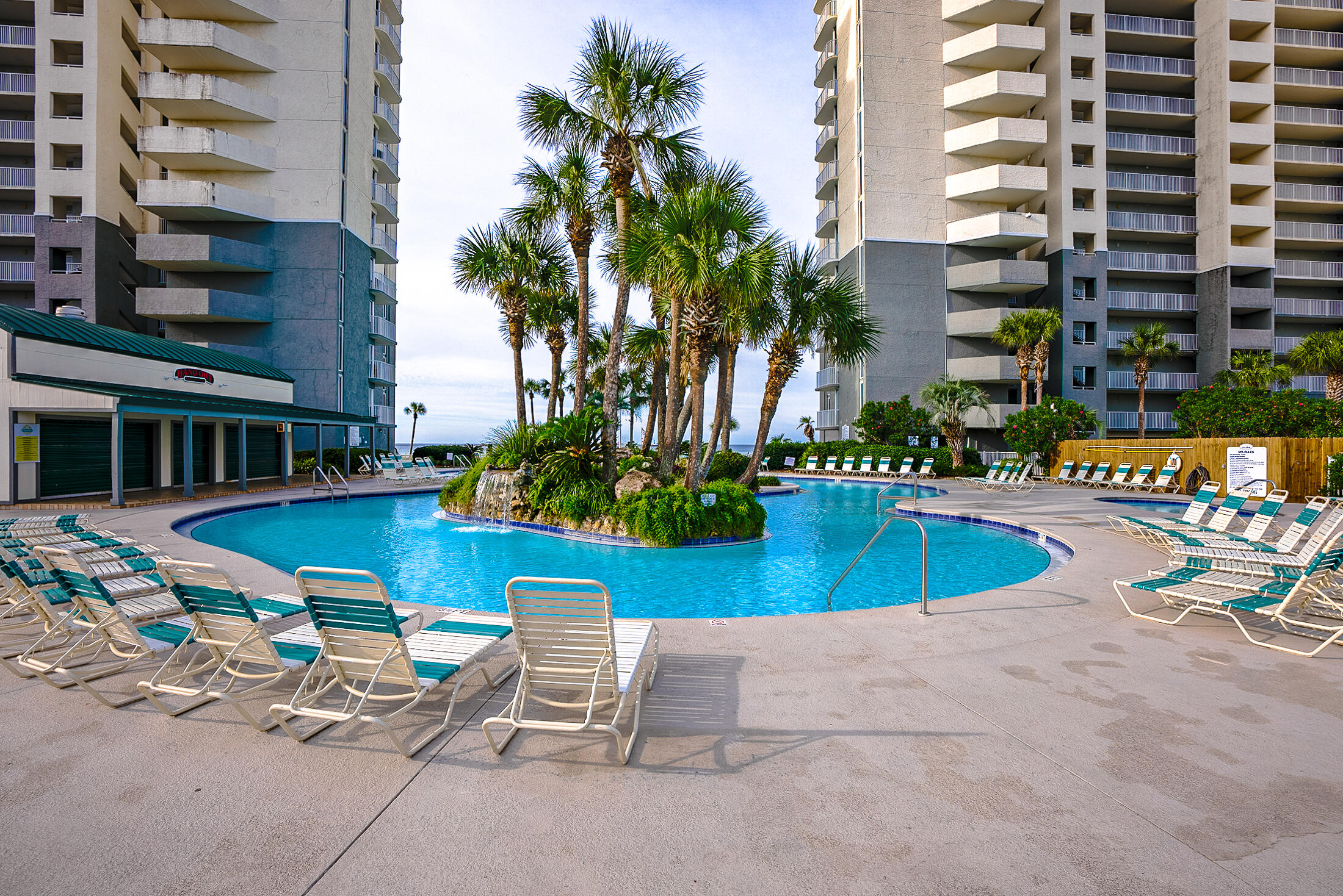 LONG BEACH Towers 1 - Residential