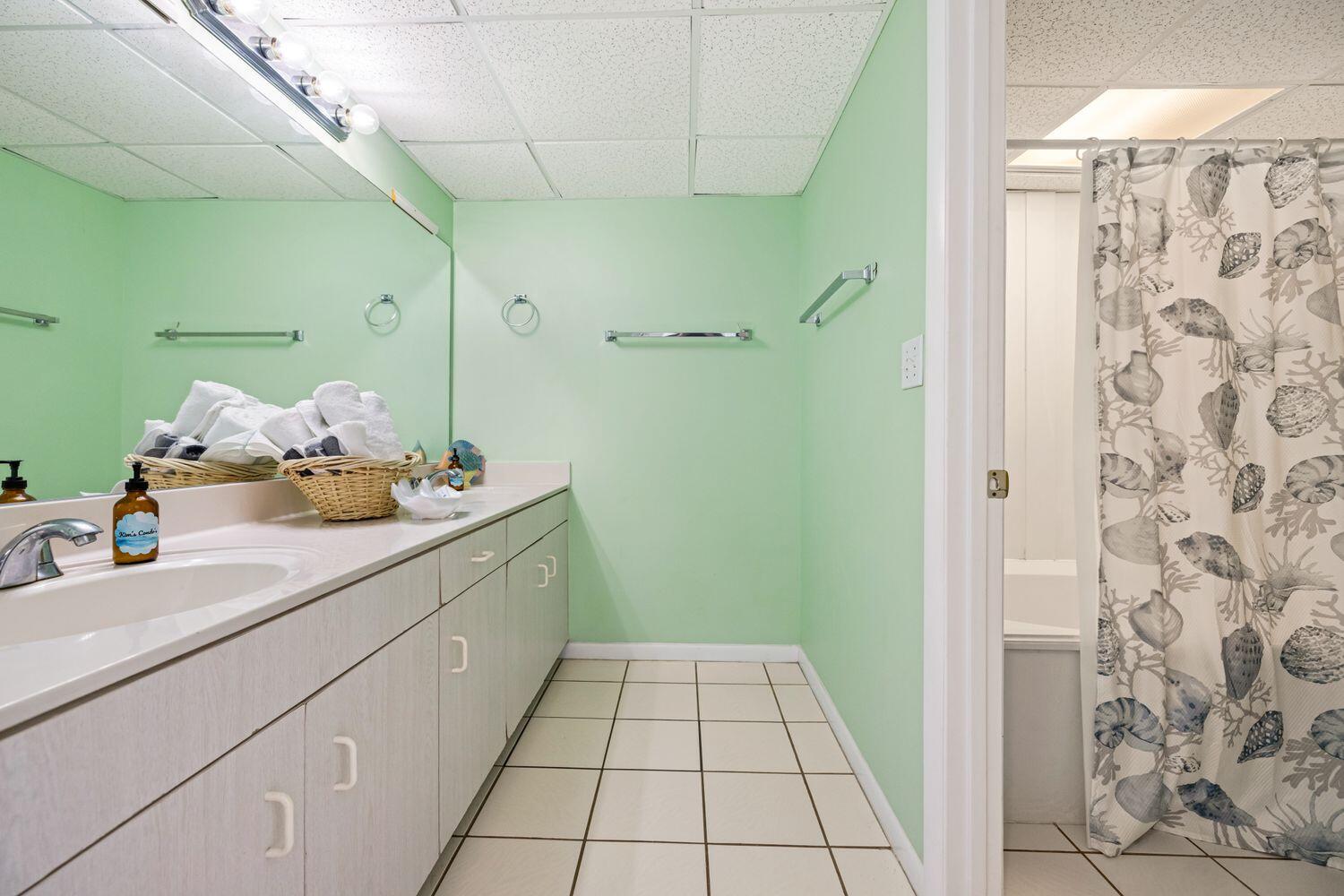 LONG BEACH Towers 1 - Residential