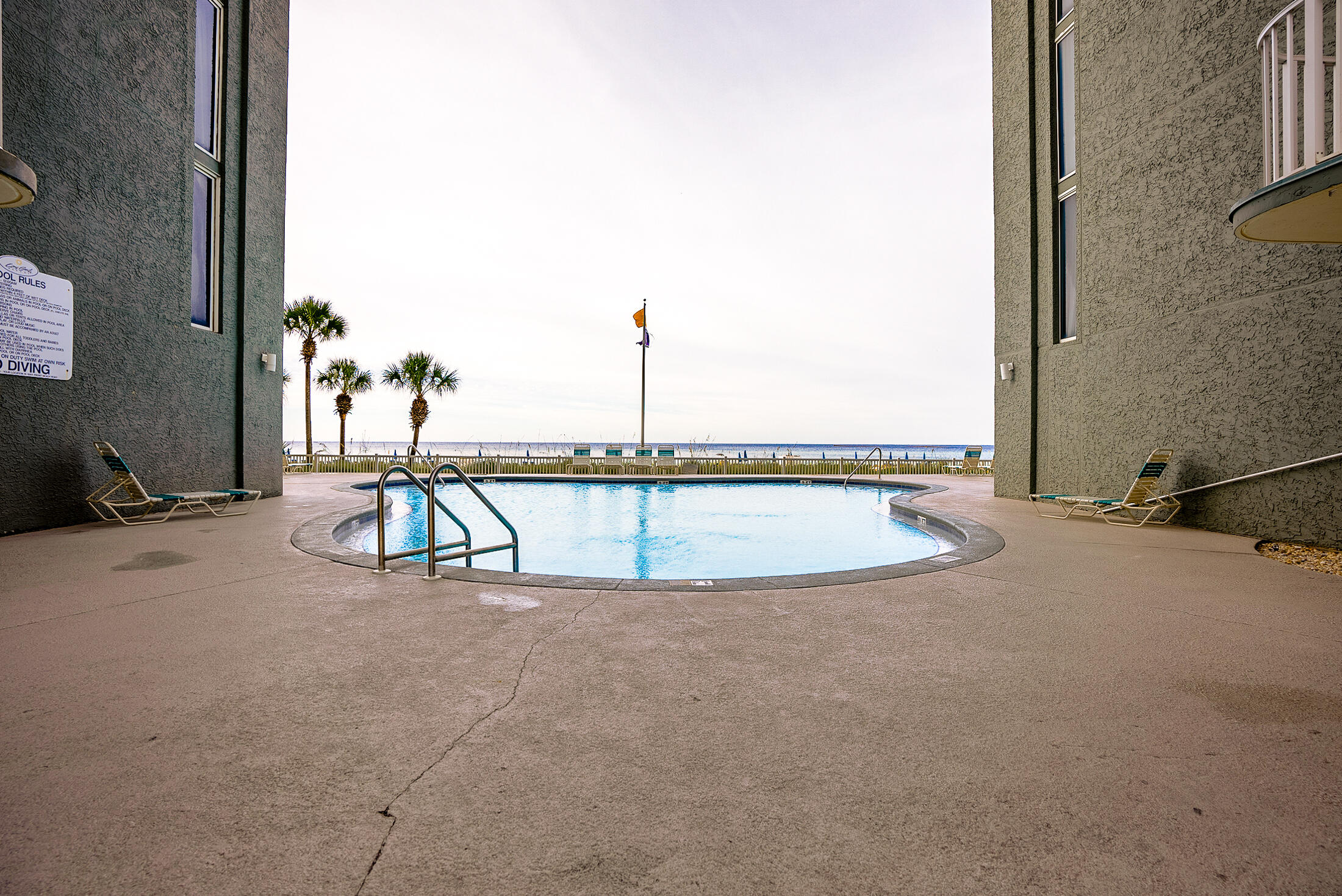 LONG BEACH Towers 1 - Residential