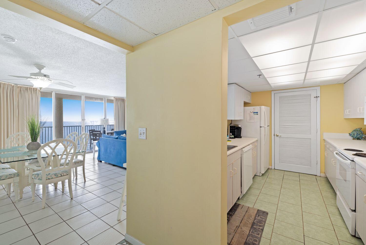 LONG BEACH Towers 1 - Residential