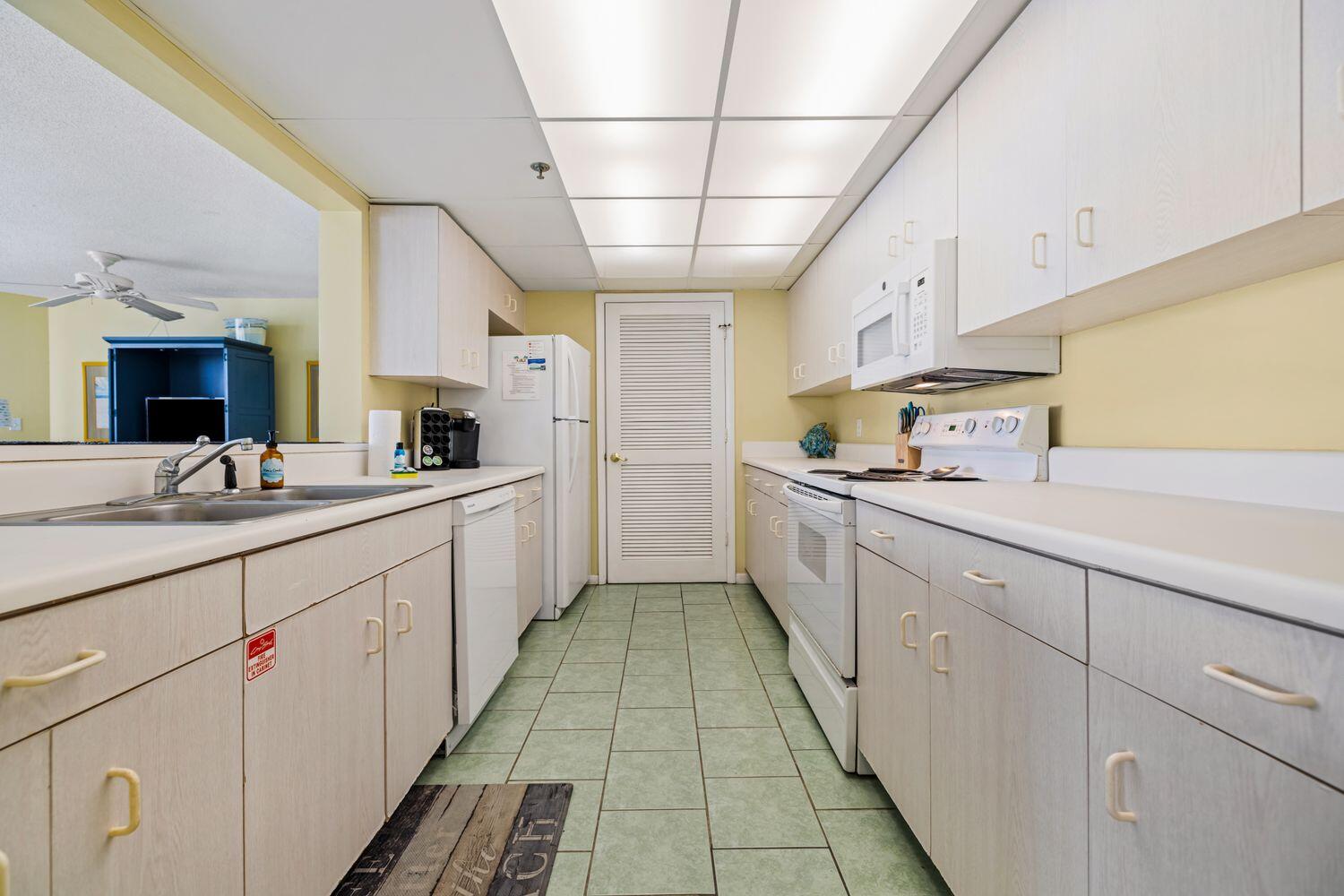 LONG BEACH Towers 1 - Residential