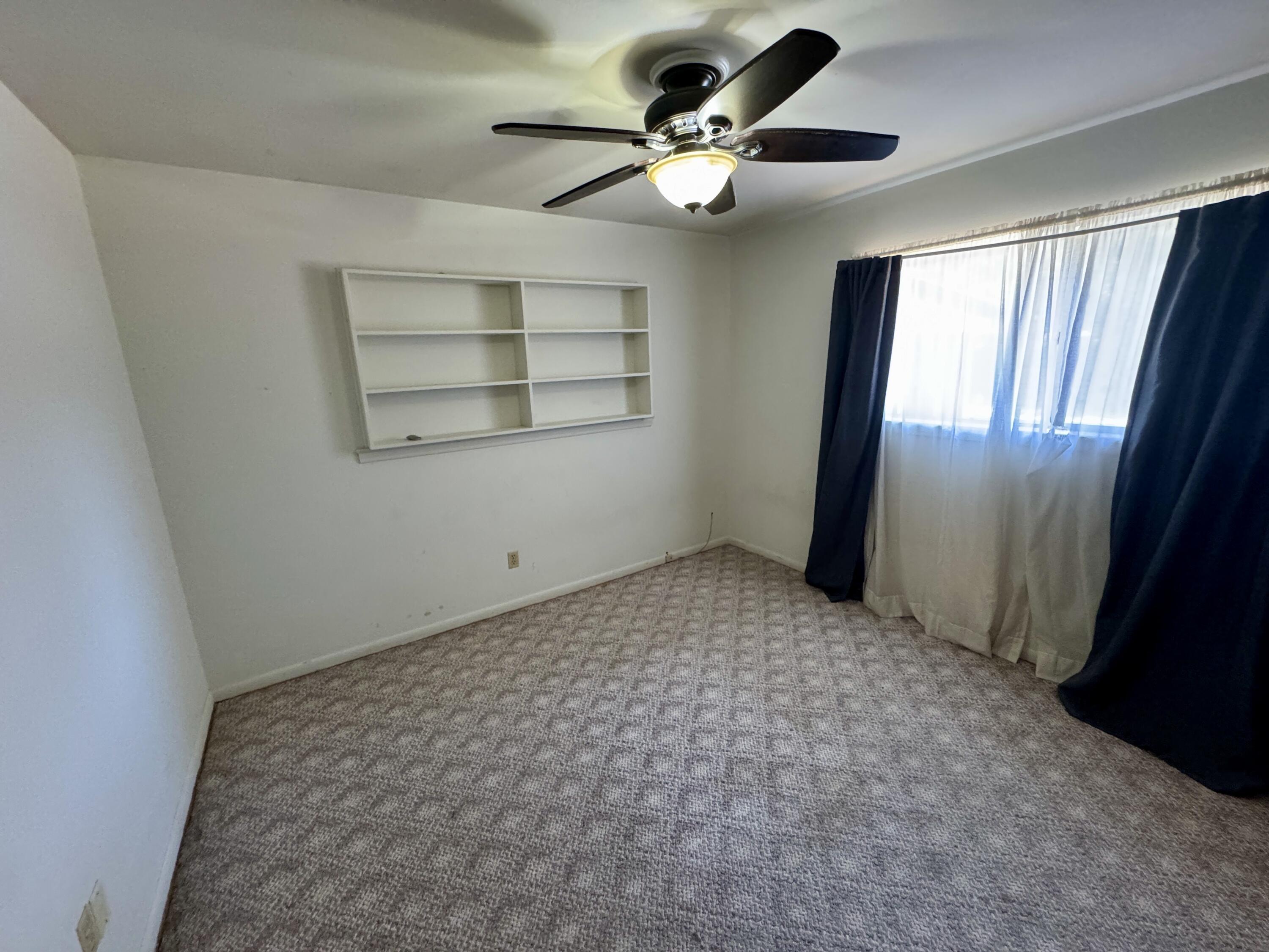 COLONY ESTATES - Residential Lease