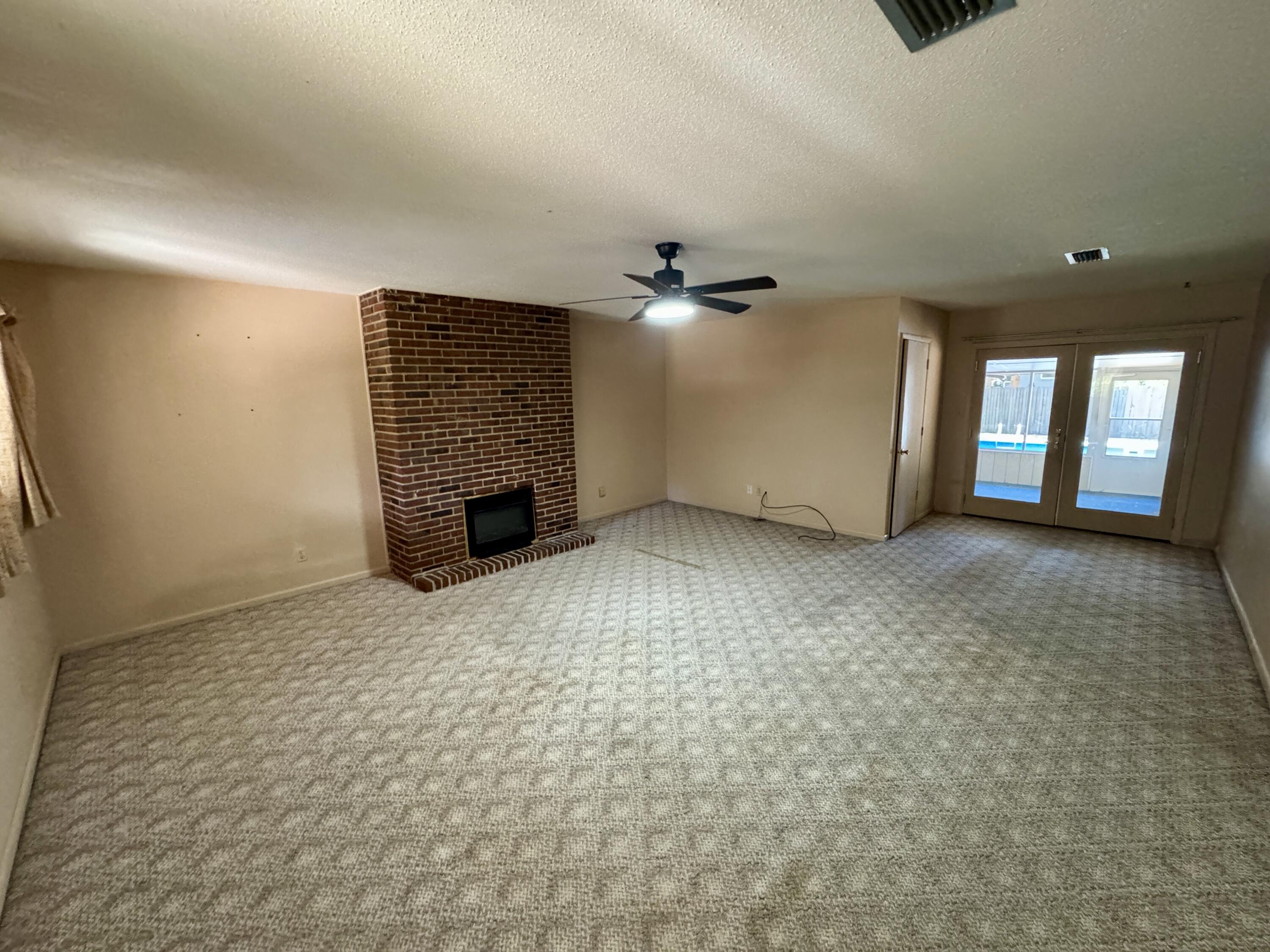 COLONY ESTATES - Residential Lease