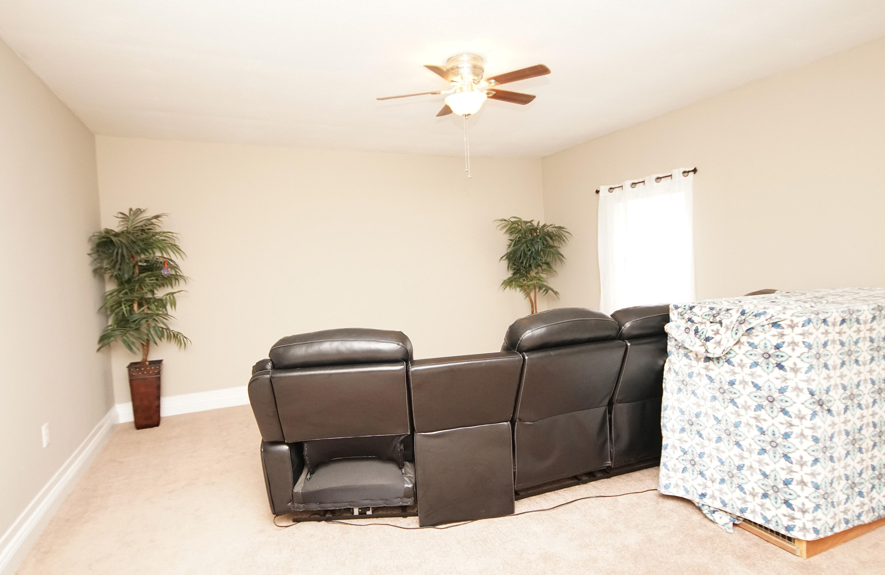 FOREST MANOR - Residential