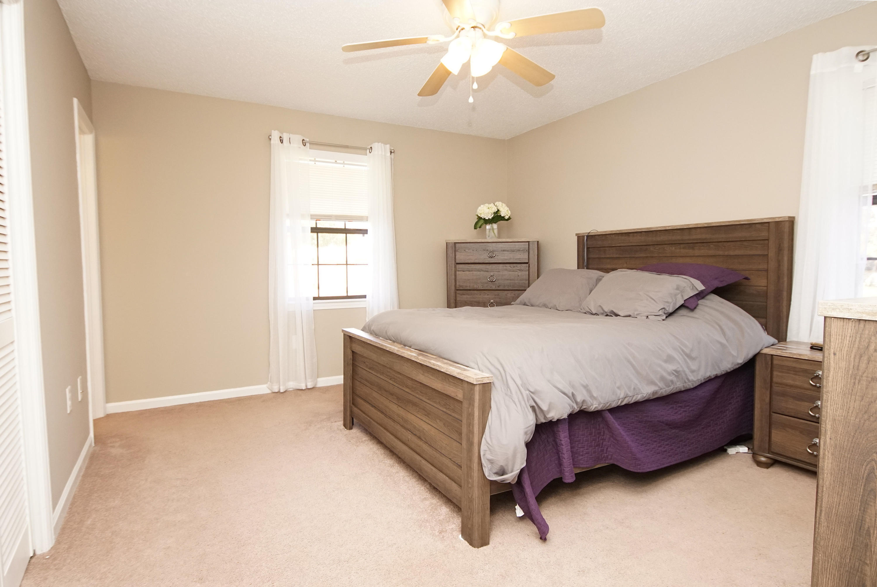 FOREST MANOR - Residential