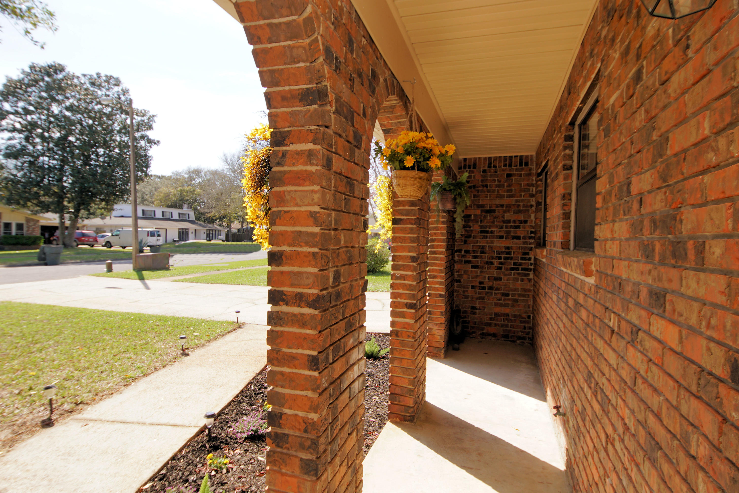 FOREST MANOR - Residential